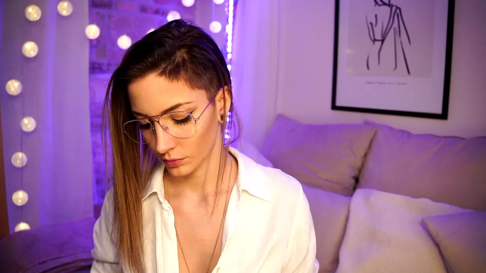 Gallery image thumbnail from Kend_dall's myfreecams stream on, 02/23/2023, 13:39 image 7 of 20