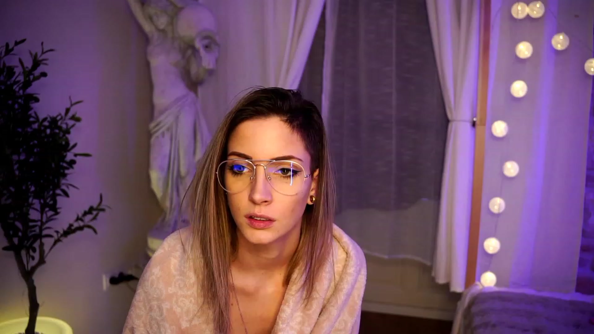 Gallery image thumbnail from Kend_dall's myfreecams stream on, 02/23/2023, 16:36 image 19 of 20