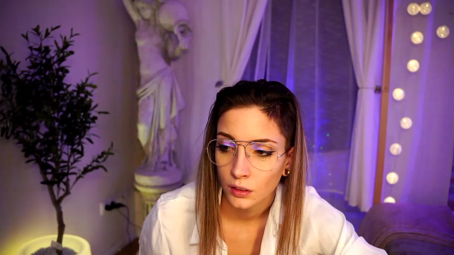 Gallery image thumbnail from Kend_dall's myfreecams stream on, 02/23/2023, 16:36 image 13 of 20