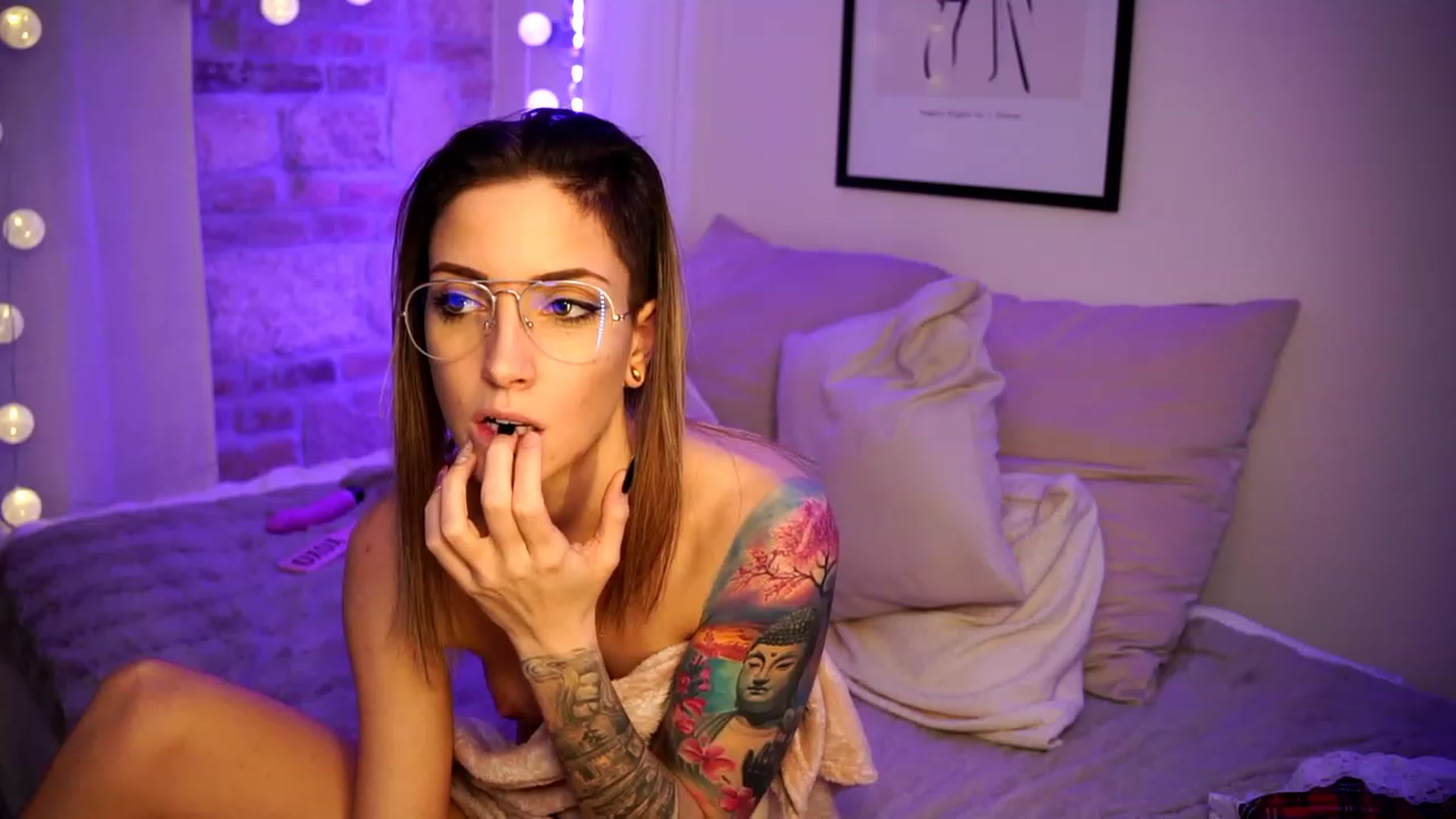 Gallery image thumbnail from Kend_dall's myfreecams stream on, 02/23/2023, 17:19 image 10 of 20
