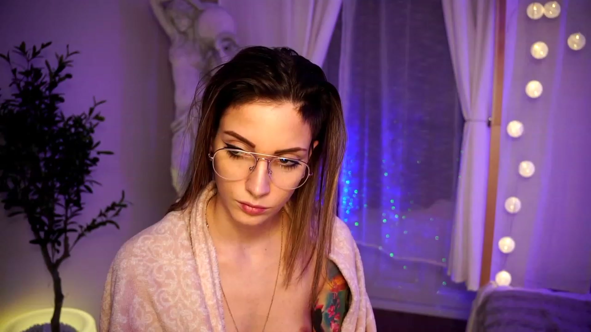 Gallery image thumbnail from Kend_dall's myfreecams stream on, 02/23/2023, 17:19 image 3 of 20