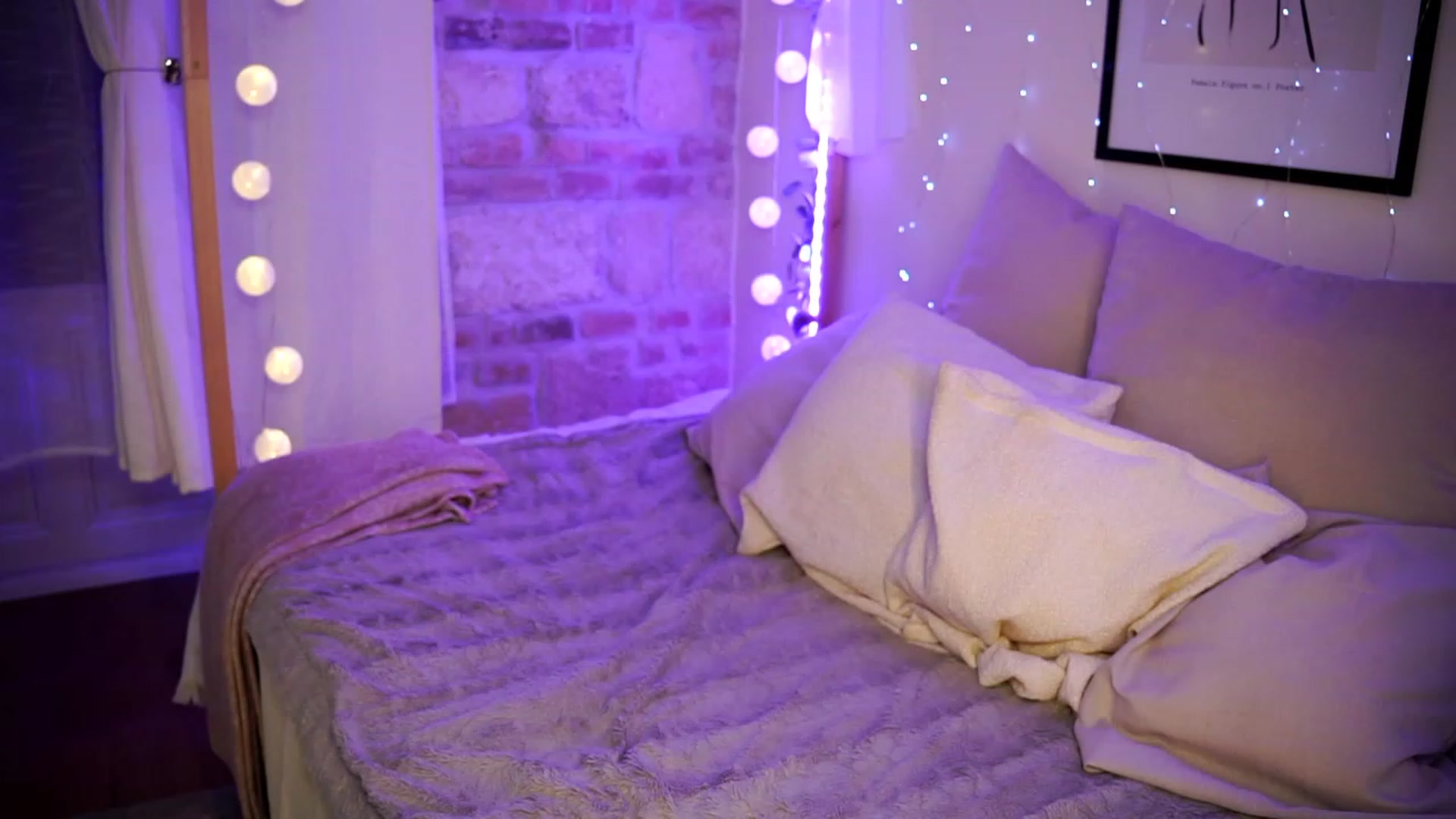 Gallery image thumbnail from Kend_dall's myfreecams stream on, 03/05/2023, 14:43 image 7 of 20