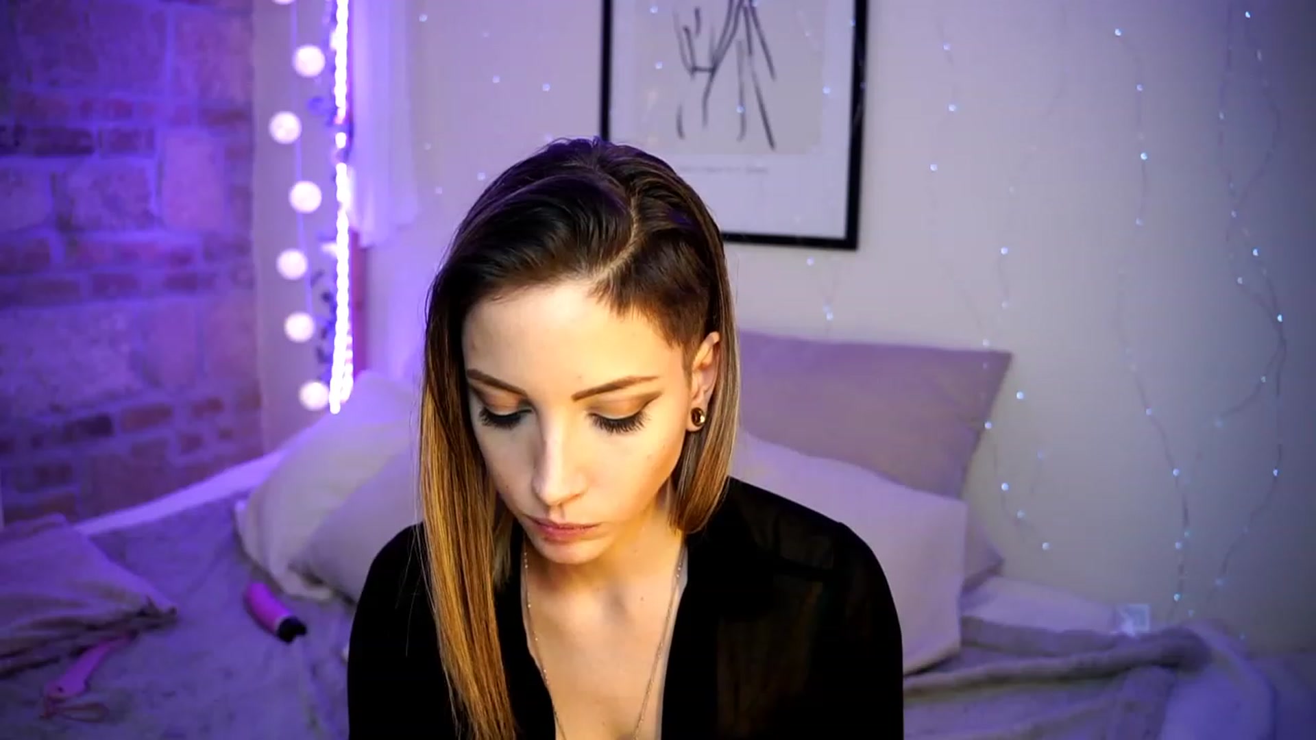 Gallery image thumbnail from Kend_dall's myfreecams stream on, 03/06/2023, 16:32 image 5 of 20