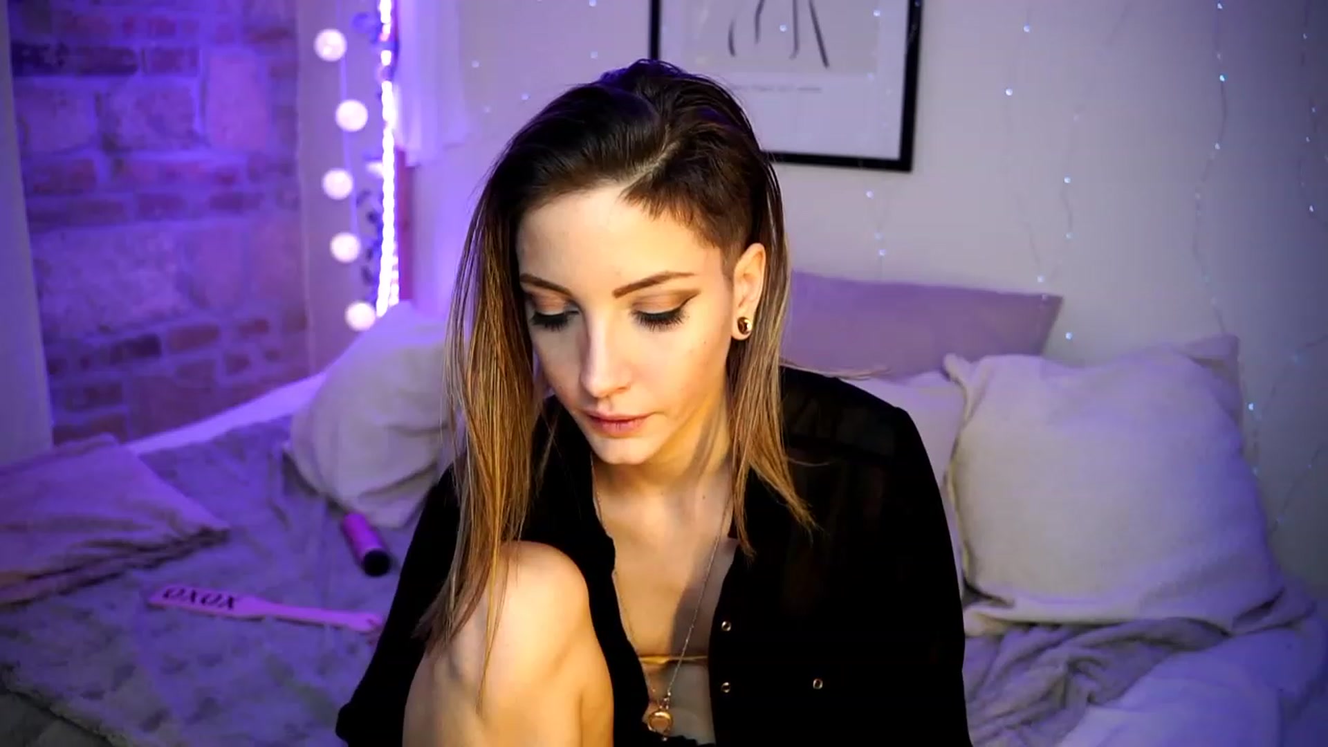 Gallery image thumbnail from Kend_dall's myfreecams stream on, 03/06/2023, 16:32 image 14 of 20