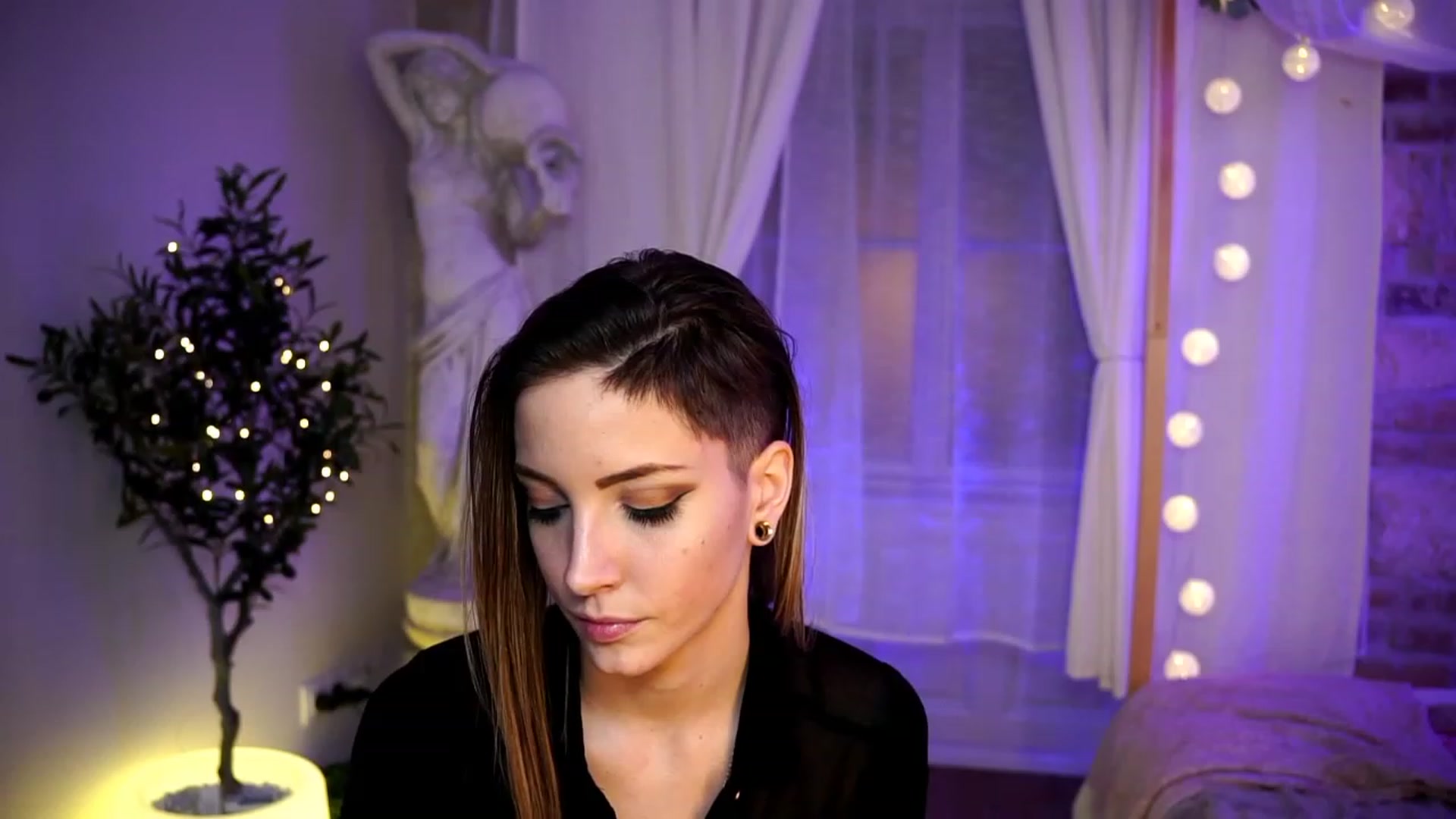 Gallery image thumbnail from Kend_dall's myfreecams stream on, 03/06/2023, 18:07 image 20 of 20
