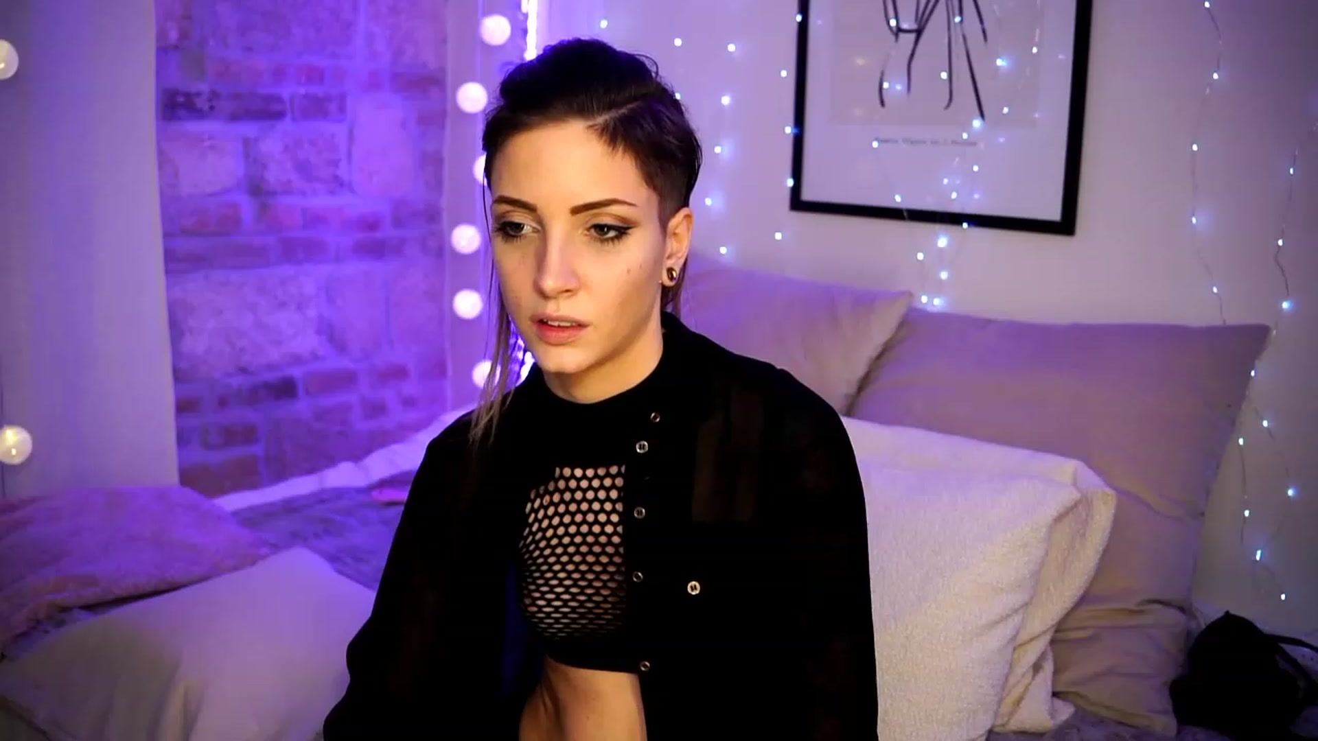 Gallery image thumbnail from Kend_dall's myfreecams stream on, 03/07/2023, 15:02 image 20 of 20