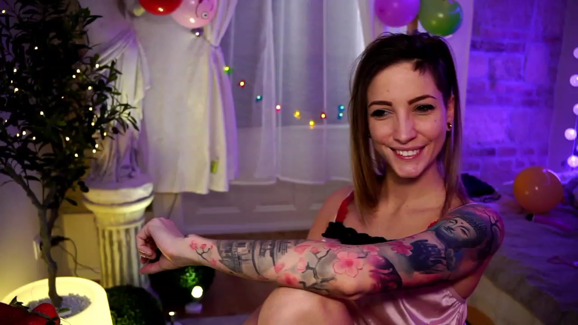 Gallery image thumbnail from Kend_dall's myfreecams stream on, 03/19/2023, 11:48 image 2 of 20