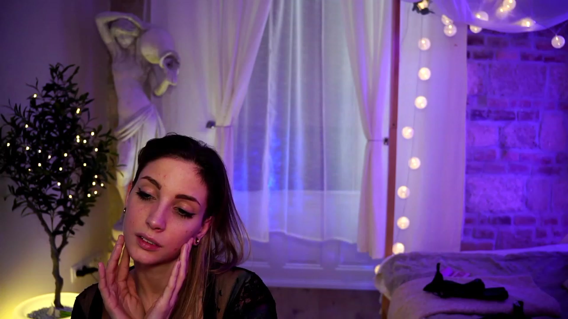 Gallery image thumbnail from Kend_dall's myfreecams stream on, 03/20/2023, 14:05 image 16 of 20