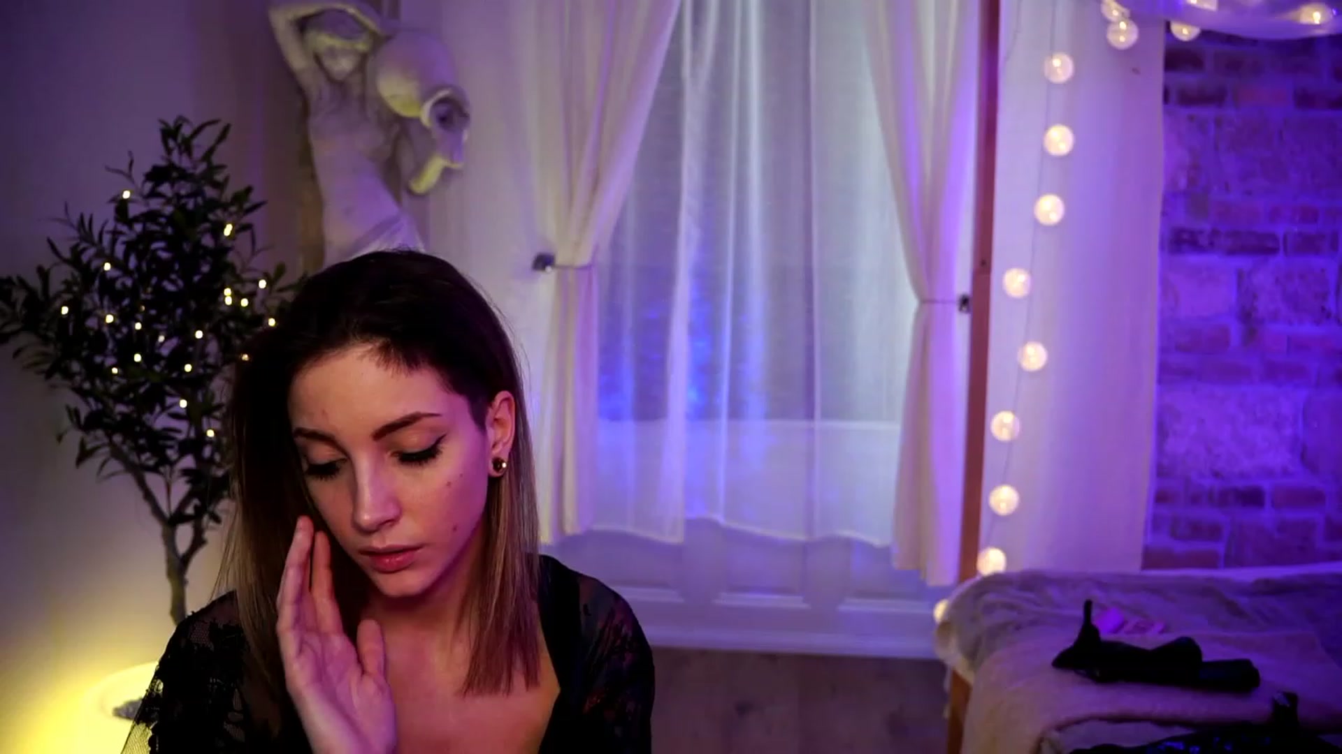 Gallery image thumbnail from Kend_dall's myfreecams stream on, 03/20/2023, 14:05 image 8 of 20