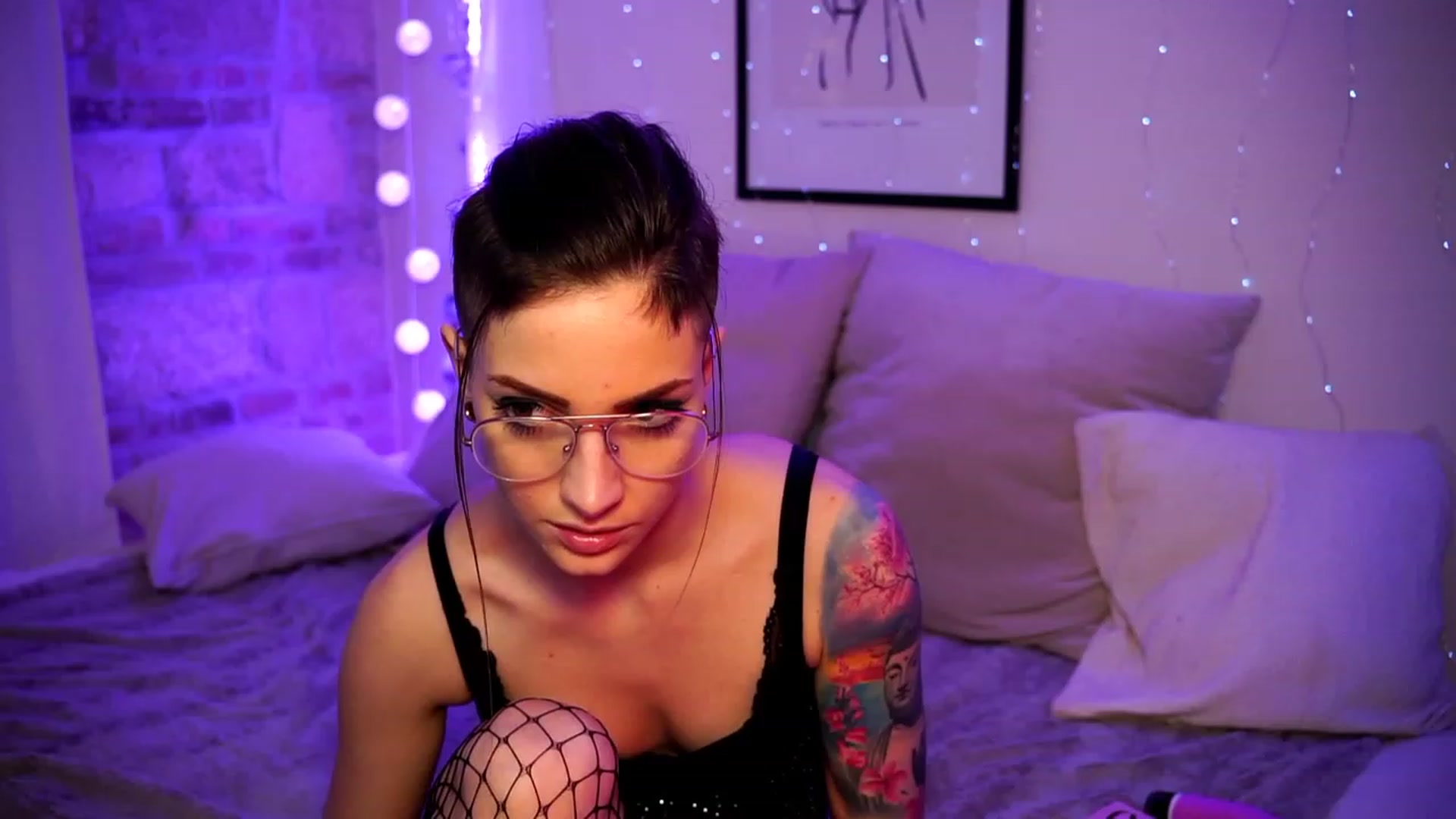 Gallery image thumbnail from Kend_dall's myfreecams stream on, 03/26/2023, 12:43 image 13 of 20