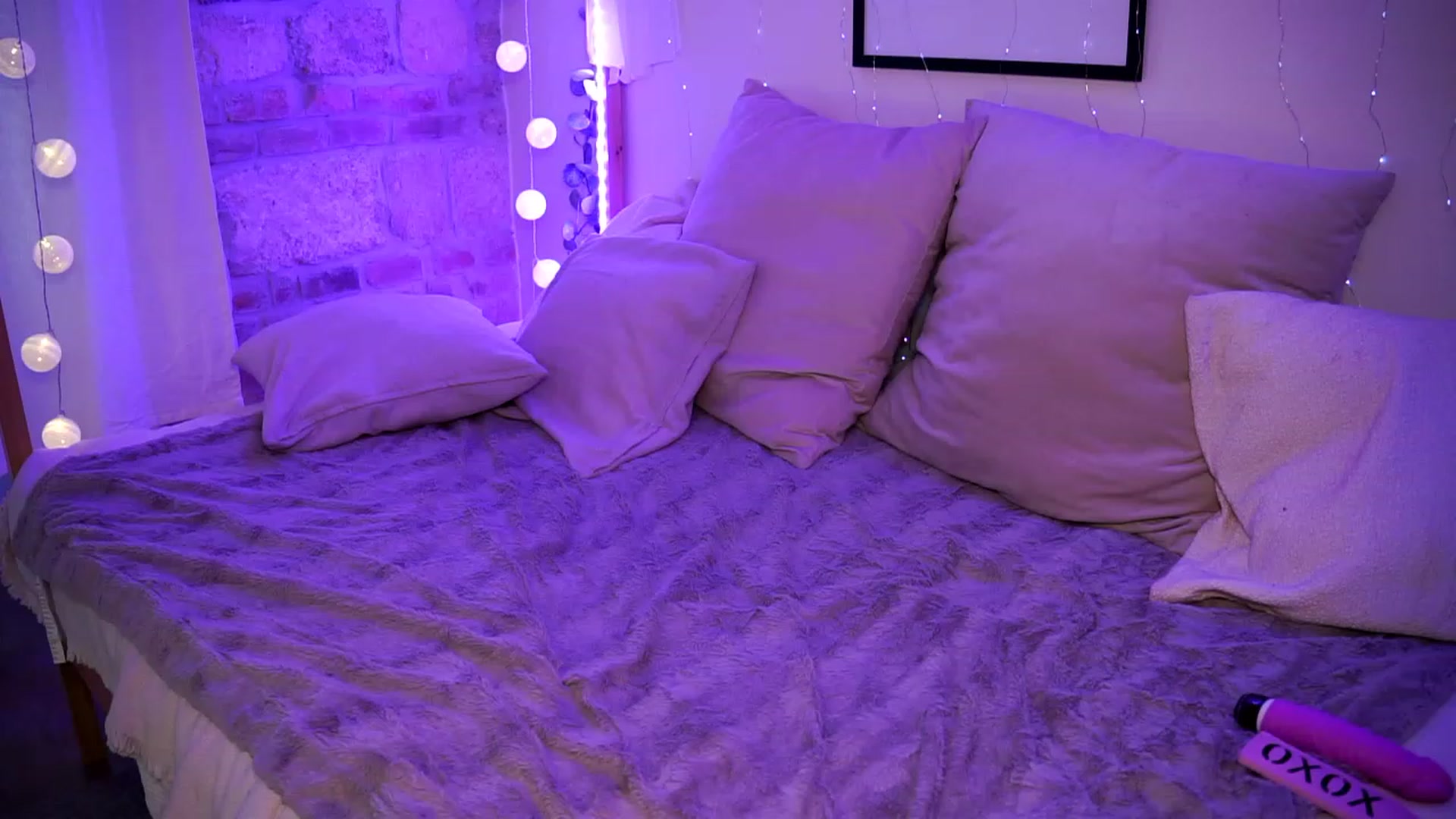 Gallery image thumbnail from Kend_dall's myfreecams stream on, 03/26/2023, 15:05 image 5 of 20