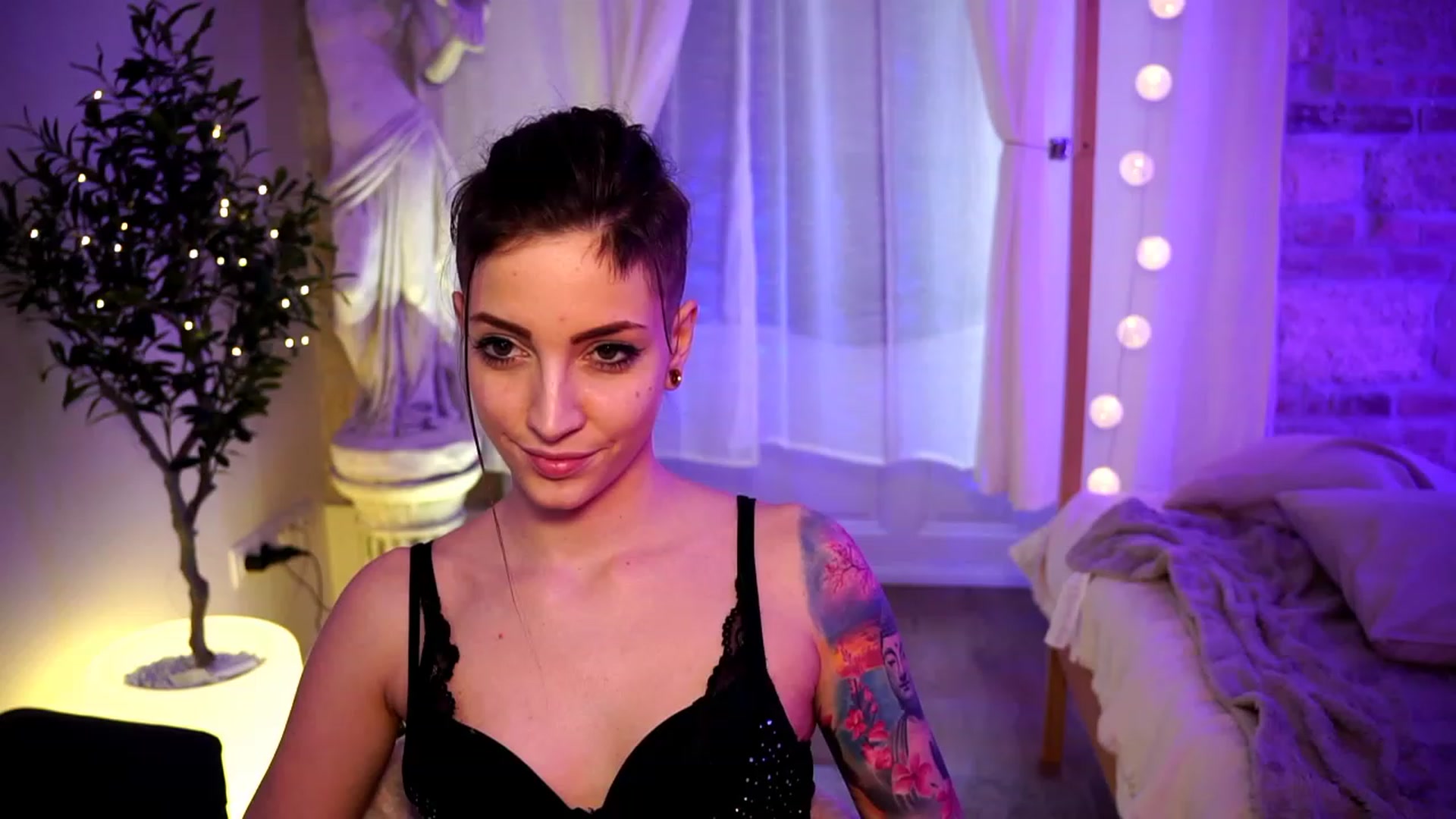 Gallery image thumbnail from Kend_dall's myfreecams stream on, 03/26/2023, 15:05 image 11 of 20