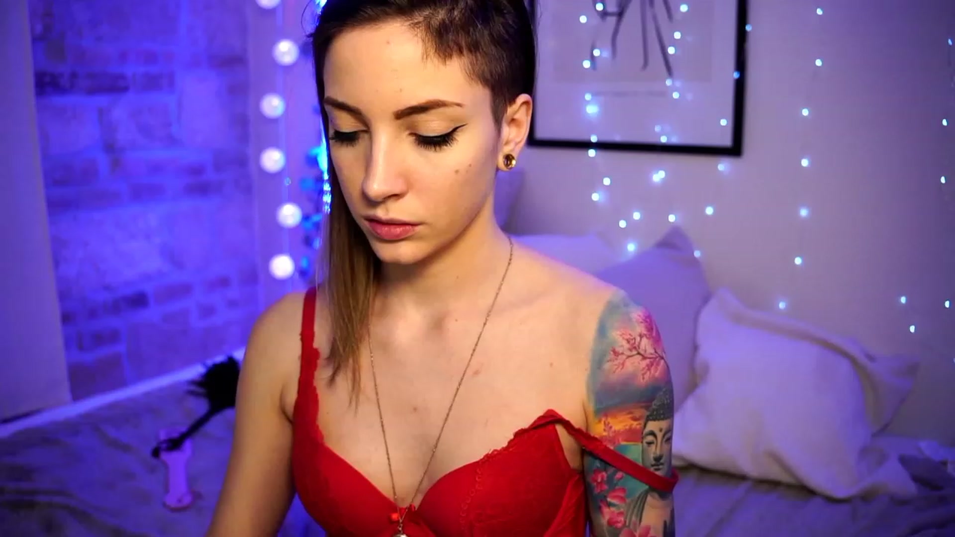 Gallery image thumbnail from Kend_dall's myfreecams stream on, 04/17/2023, 05:56 image 16 of 20
