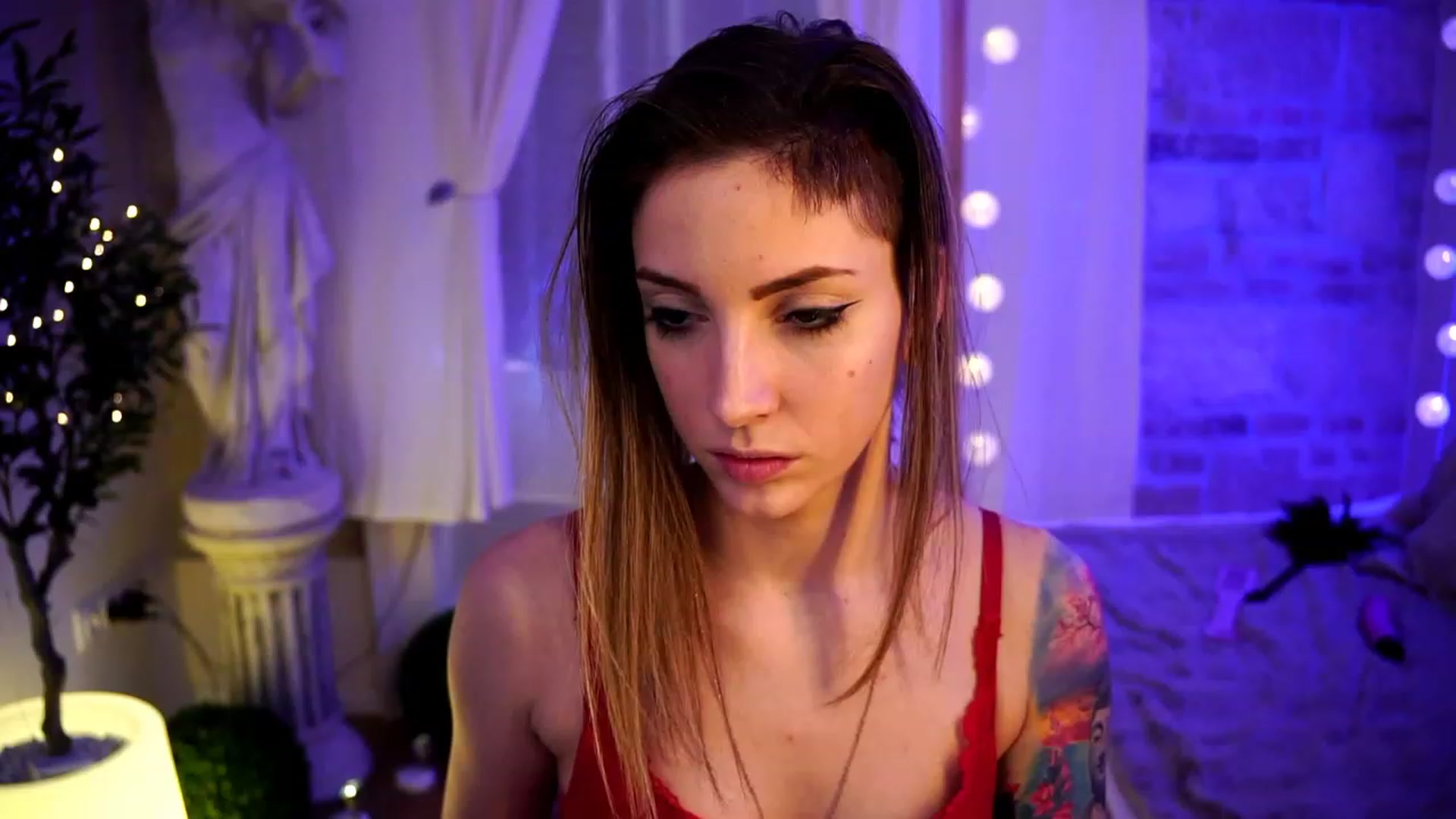 Gallery image thumbnail from Kend_dall's myfreecams stream on, 04/17/2023, 07:21 image 11 of 20