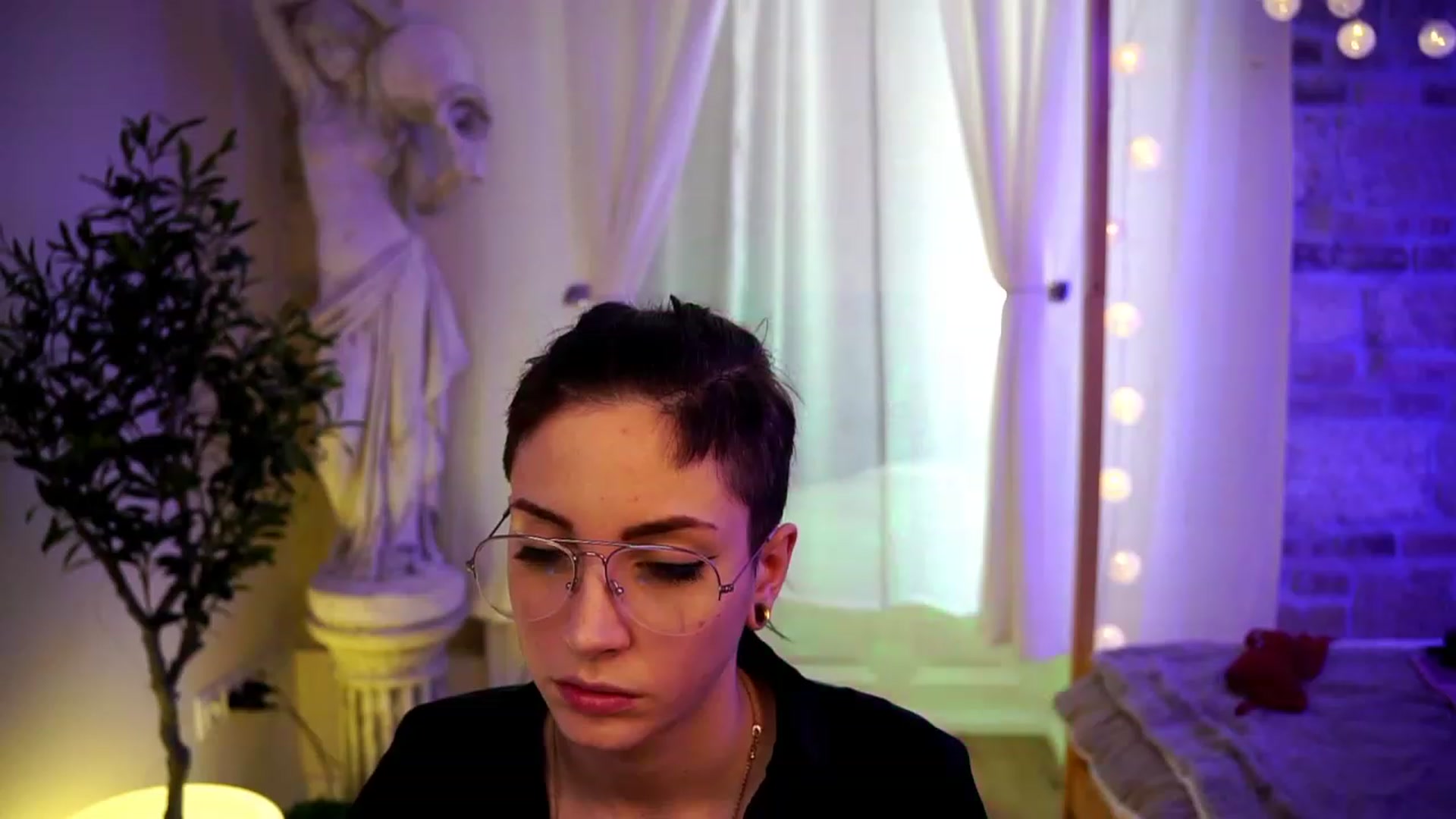 Gallery image thumbnail from Kend_dall's myfreecams stream on, 04/17/2023, 10:11 image 11 of 20