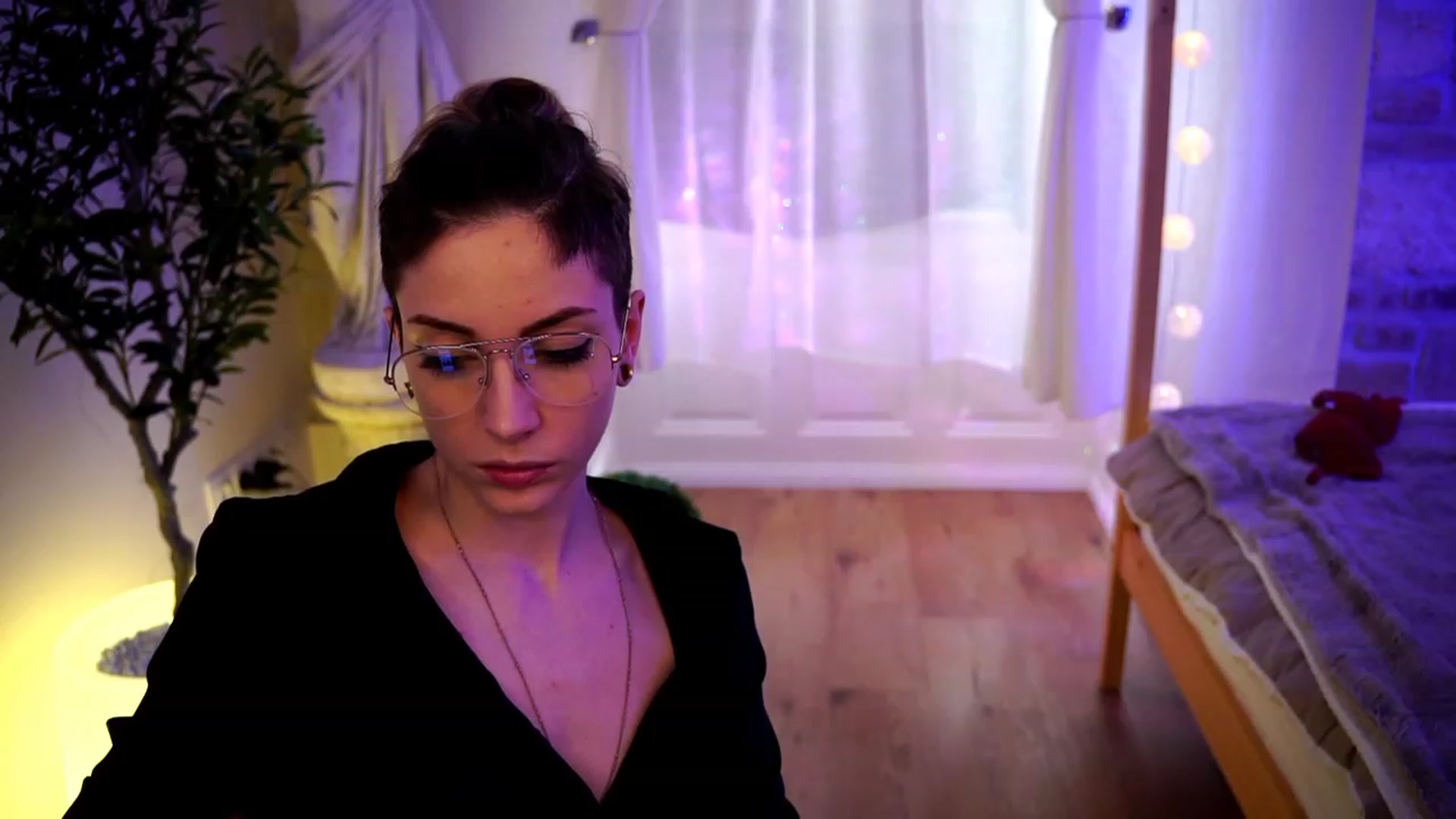 Gallery image thumbnail from Kend_dall's myfreecams stream on, 04/17/2023, 10:11 image 2 of 20