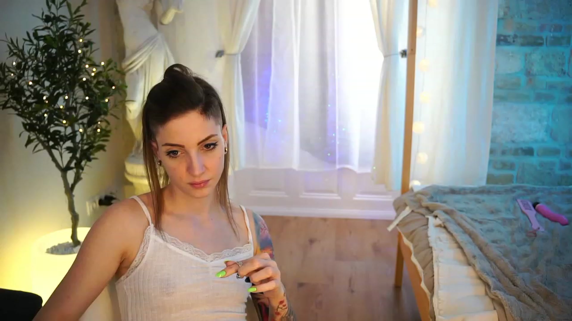 Gallery image thumbnail from Kend_dall's myfreecams stream on, 04/23/2023, 14:04 image 17 of 20