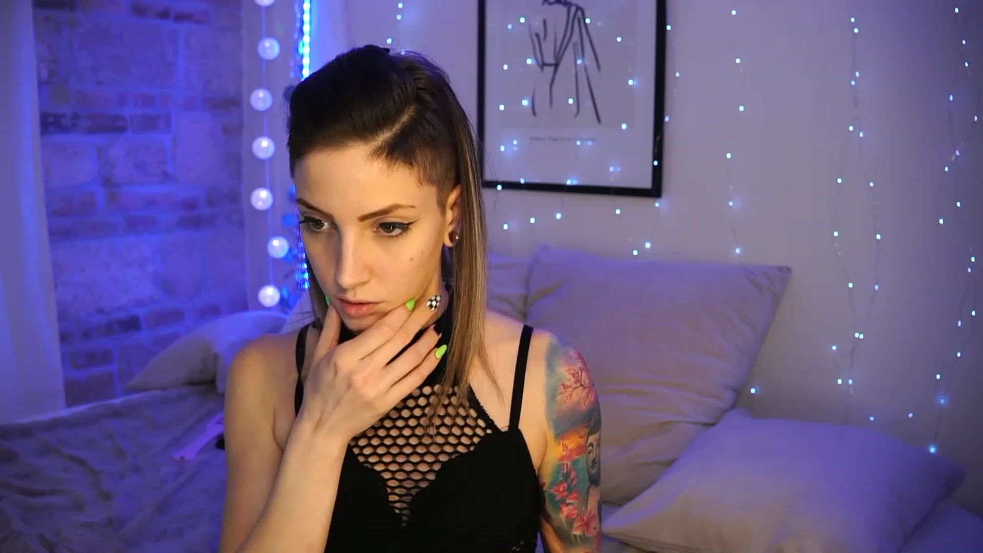 Gallery image thumbnail from Kend_dall's myfreecams stream on, 05/02/2023, 12:56 image 15 of 20
