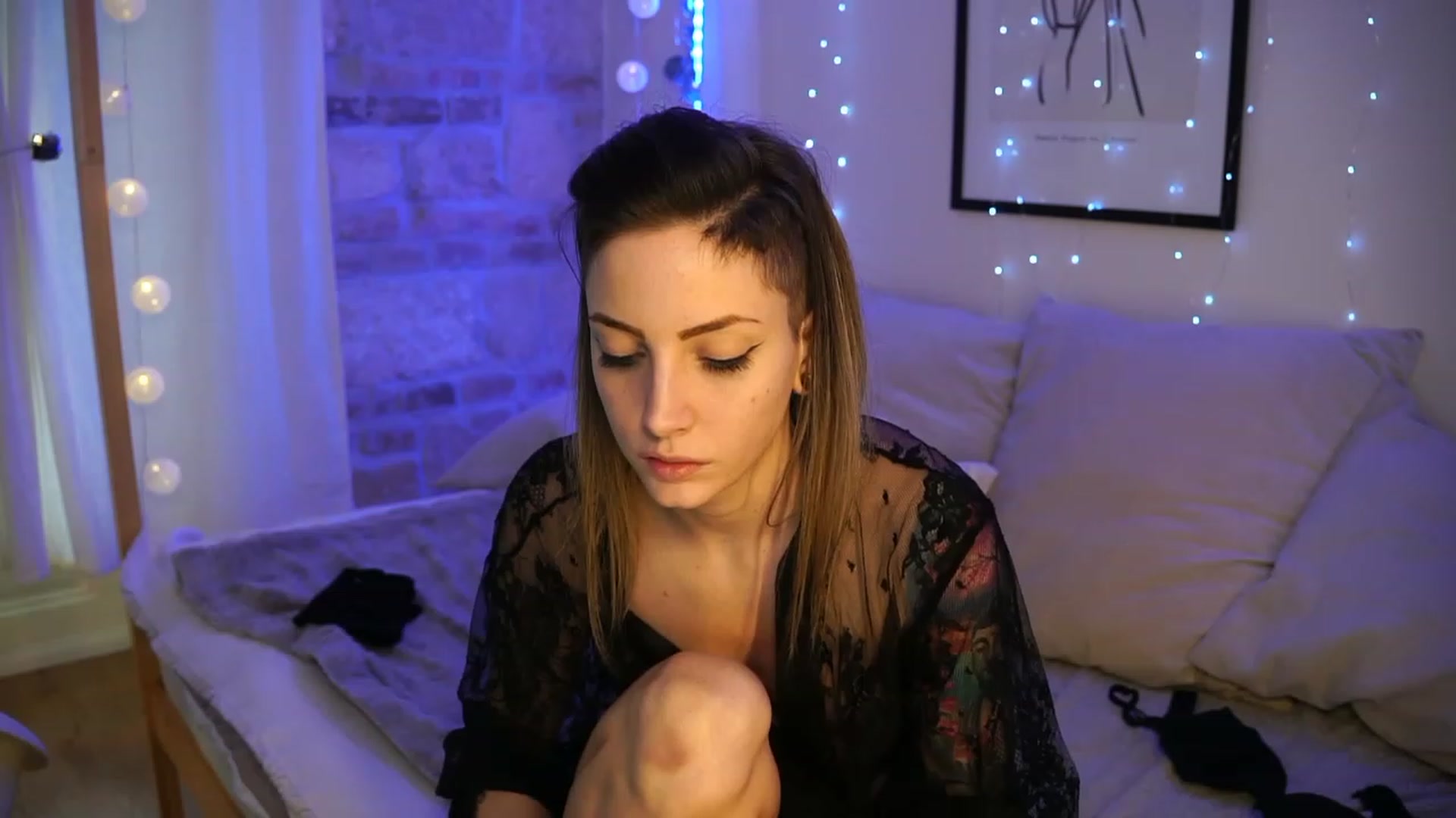 Gallery image thumbnail from Kend_dall's myfreecams stream on, 05/02/2023, 14:56 image 5 of 20