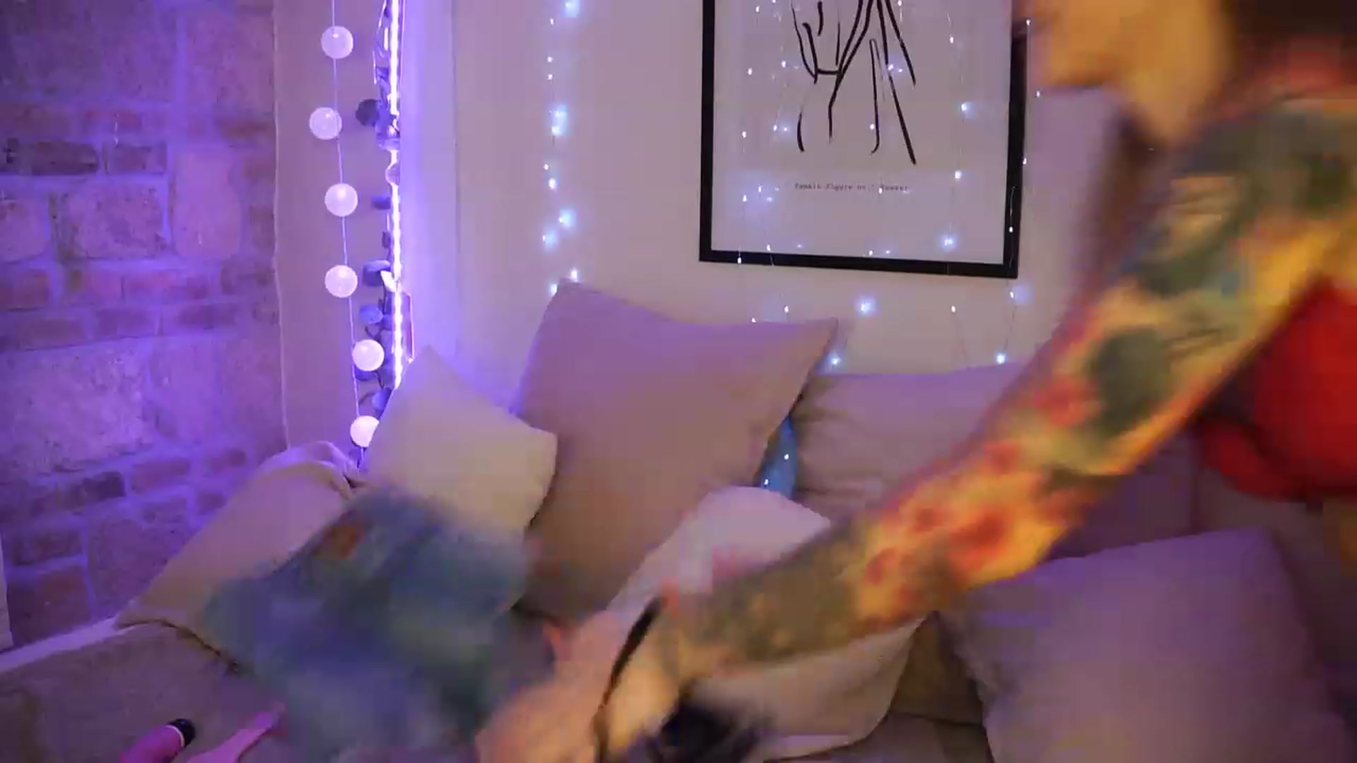 Gallery image thumbnail from Kend_dall's myfreecams stream on, 05/14/2023, 12:04 image 16 of 20