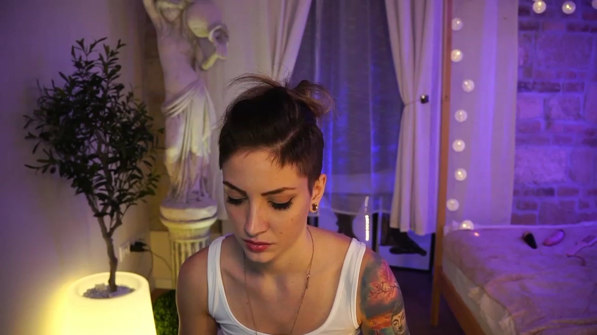 Gallery image thumbnail from Kend_dall's myfreecams stream on, 05/16/2023, 18:55 image 20 of 20