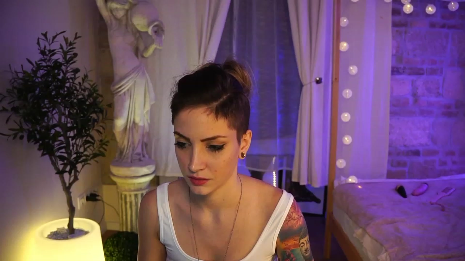 Gallery image thumbnail from Kend_dall's myfreecams stream on, 05/16/2023, 18:55 image 16 of 20