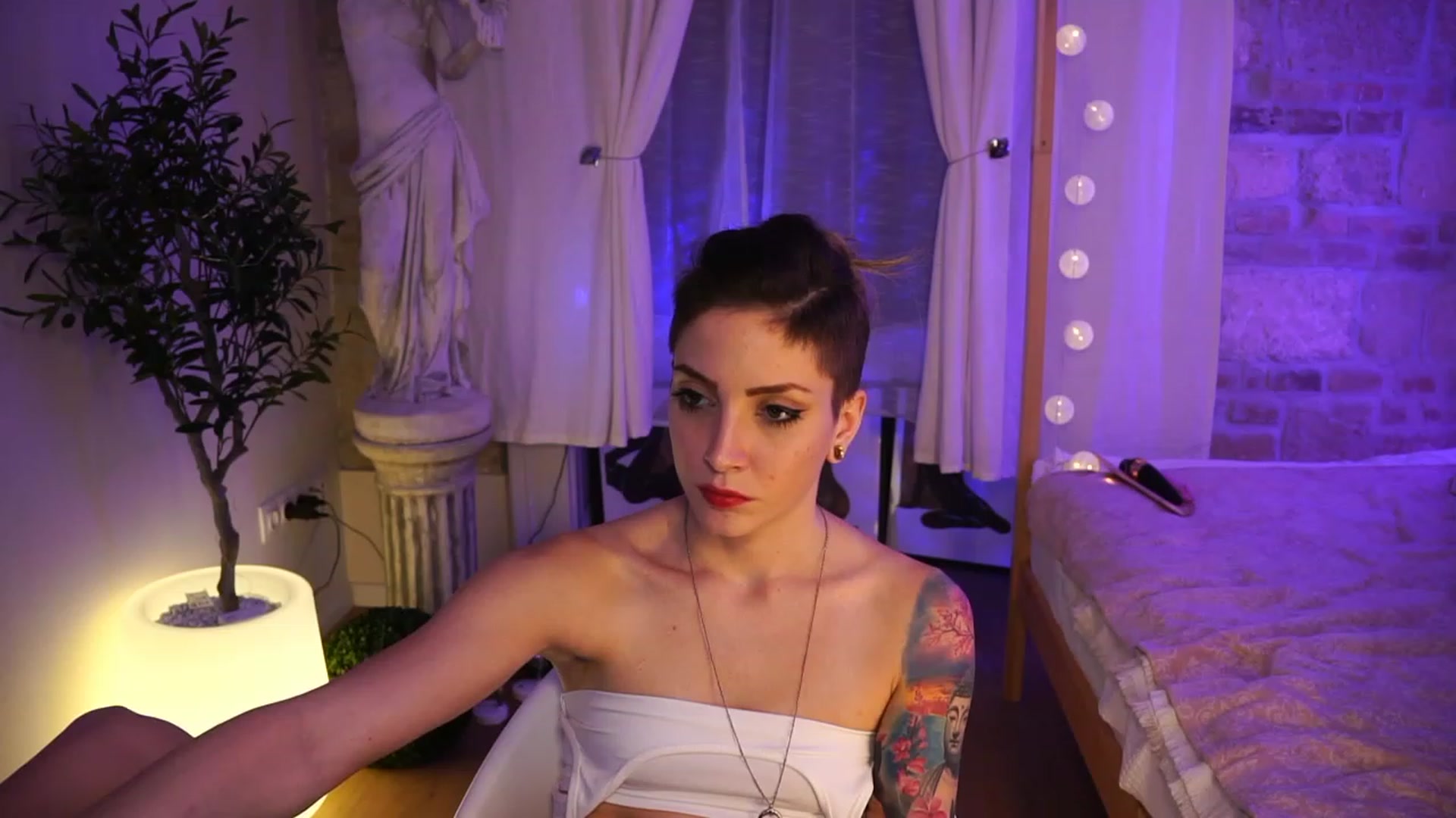 Gallery image thumbnail from Kend_dall's myfreecams stream on, 05/16/2023, 21:35 image 20 of 20