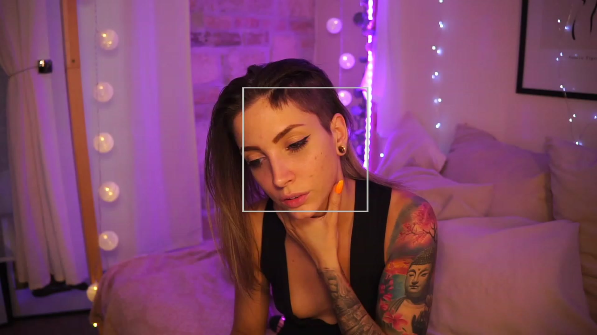 Gallery image thumbnail from Kend_dall's myfreecams stream on, 05/18/2023, 15:38 image 7 of 20