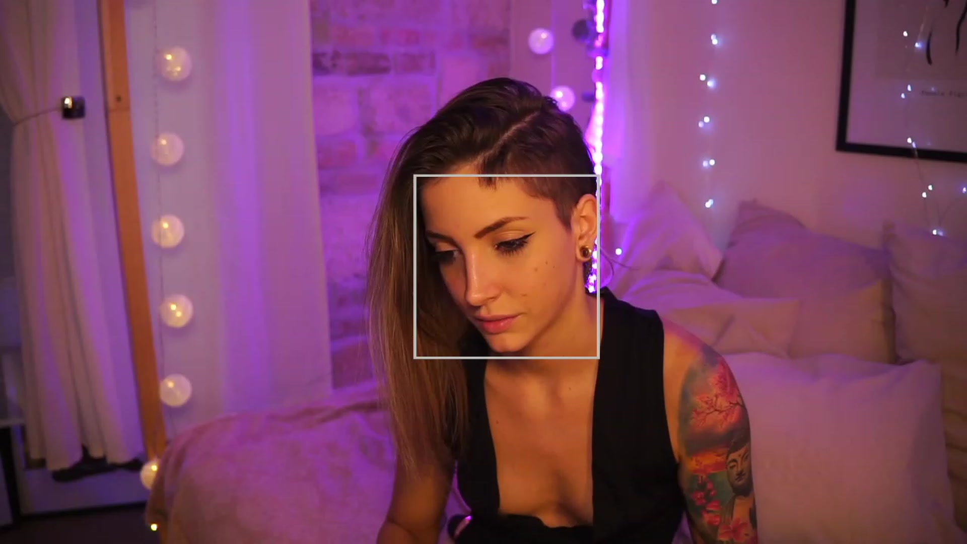 Gallery image thumbnail from Kend_dall's myfreecams stream on, 05/18/2023, 15:38 image 11 of 20