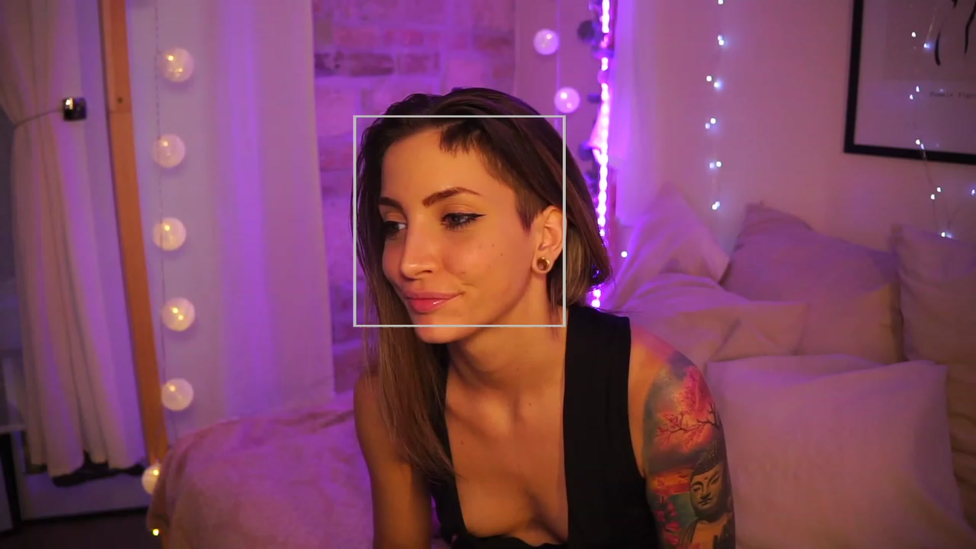 Gallery image thumbnail from Kend_dall's myfreecams stream on, 05/18/2023, 15:38 image 9 of 20