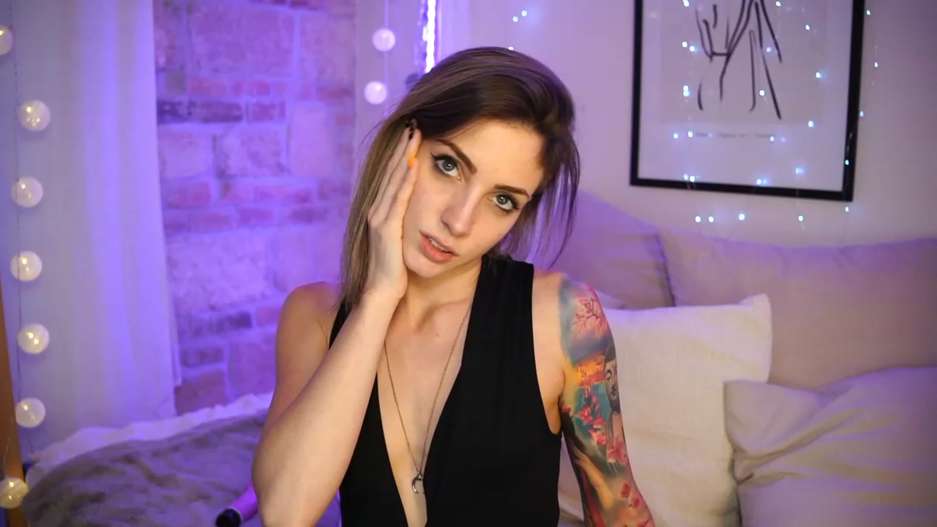 Gallery image thumbnail from Kend_dall's myfreecams stream on, 05/22/2023, 18:06 image 2 of 20