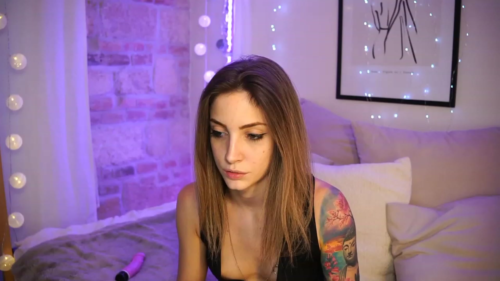 Gallery image thumbnail from Kend_dall's myfreecams stream on, 05/22/2023, 18:06 image 3 of 20