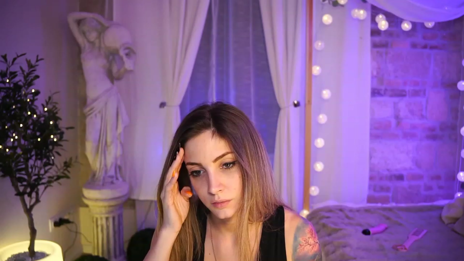 Gallery image thumbnail from Kend_dall's myfreecams stream on, 05/22/2023, 18:06 image 12 of 20