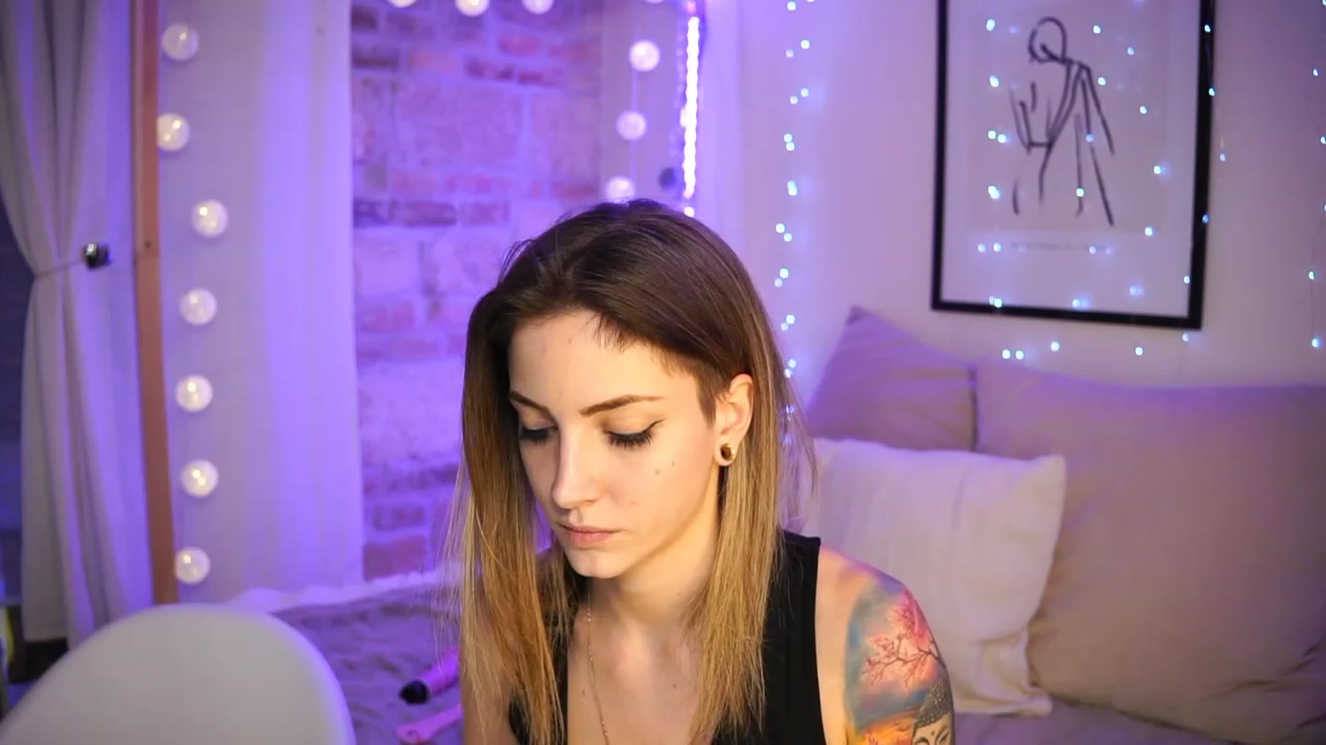 Gallery image thumbnail from Kend_dall's myfreecams stream on, 05/22/2023, 19:08 image 7 of 20