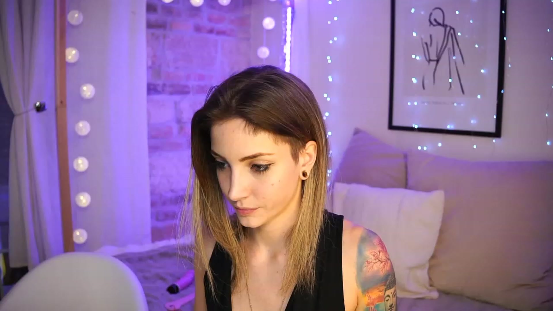 Gallery image thumbnail from Kend_dall's myfreecams stream on, 05/22/2023, 19:08 image 6 of 20