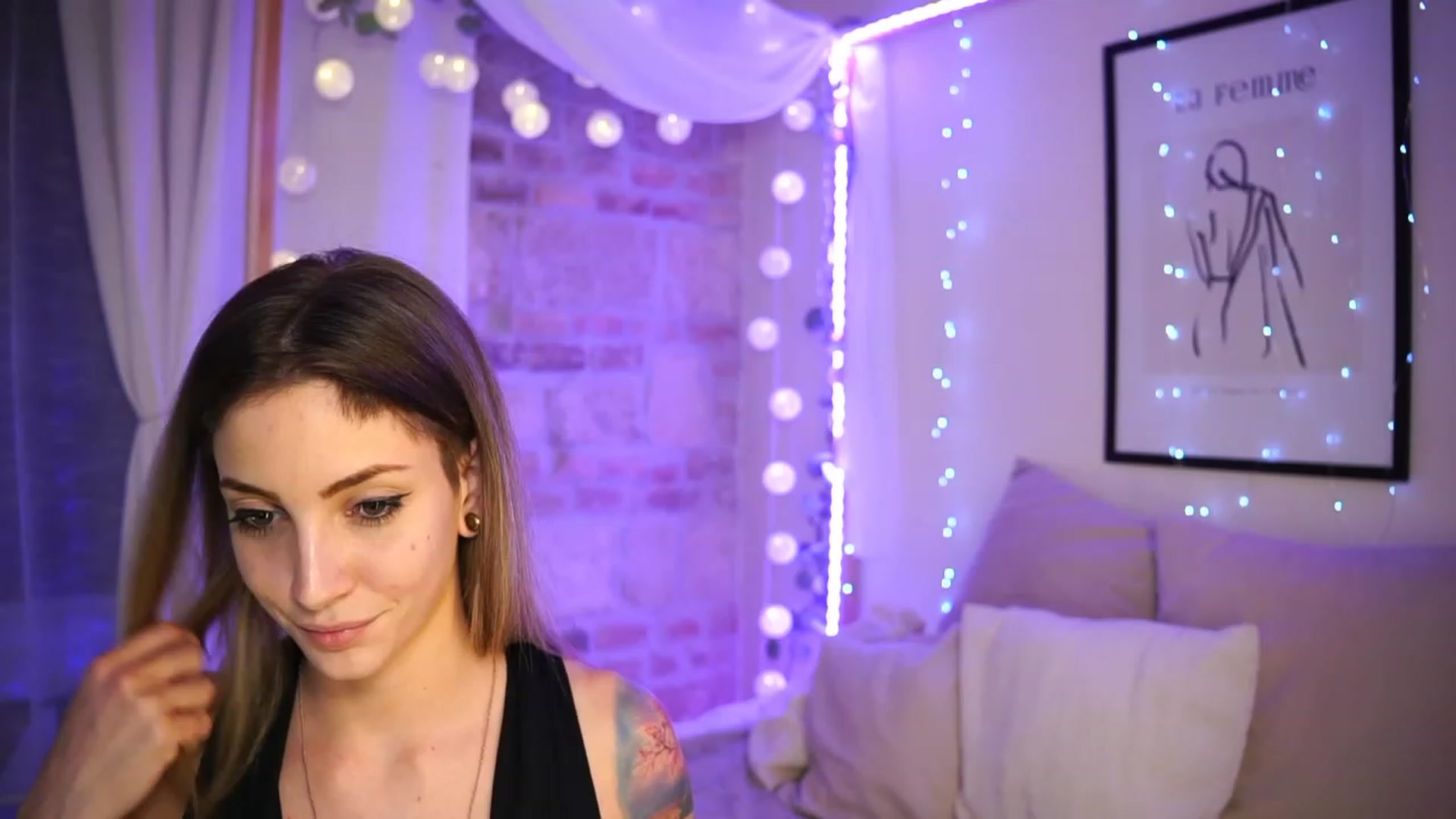 Gallery image thumbnail from Kend_dall's myfreecams stream on, 05/22/2023, 19:08 image 2 of 20