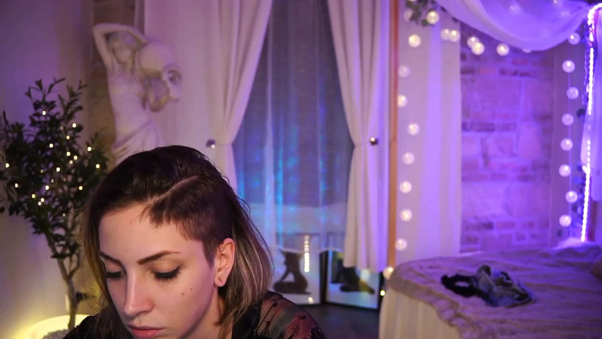 Gallery image thumbnail from Kend_dall's myfreecams stream on, 05/23/2023, 20:43 image 10 of 20
