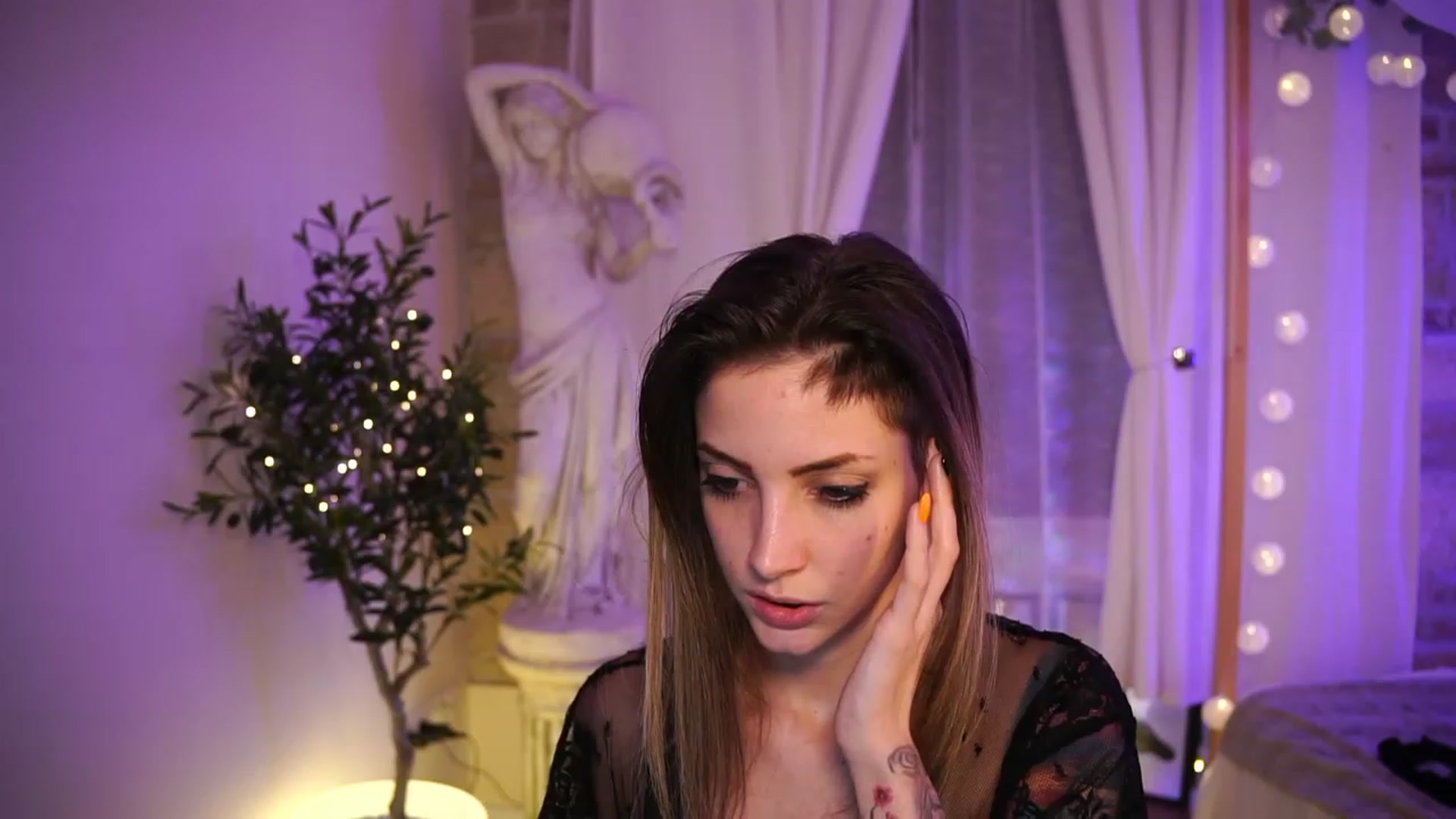 Gallery image thumbnail from Kend_dall's myfreecams stream on, 05/23/2023, 21:03 image 13 of 20