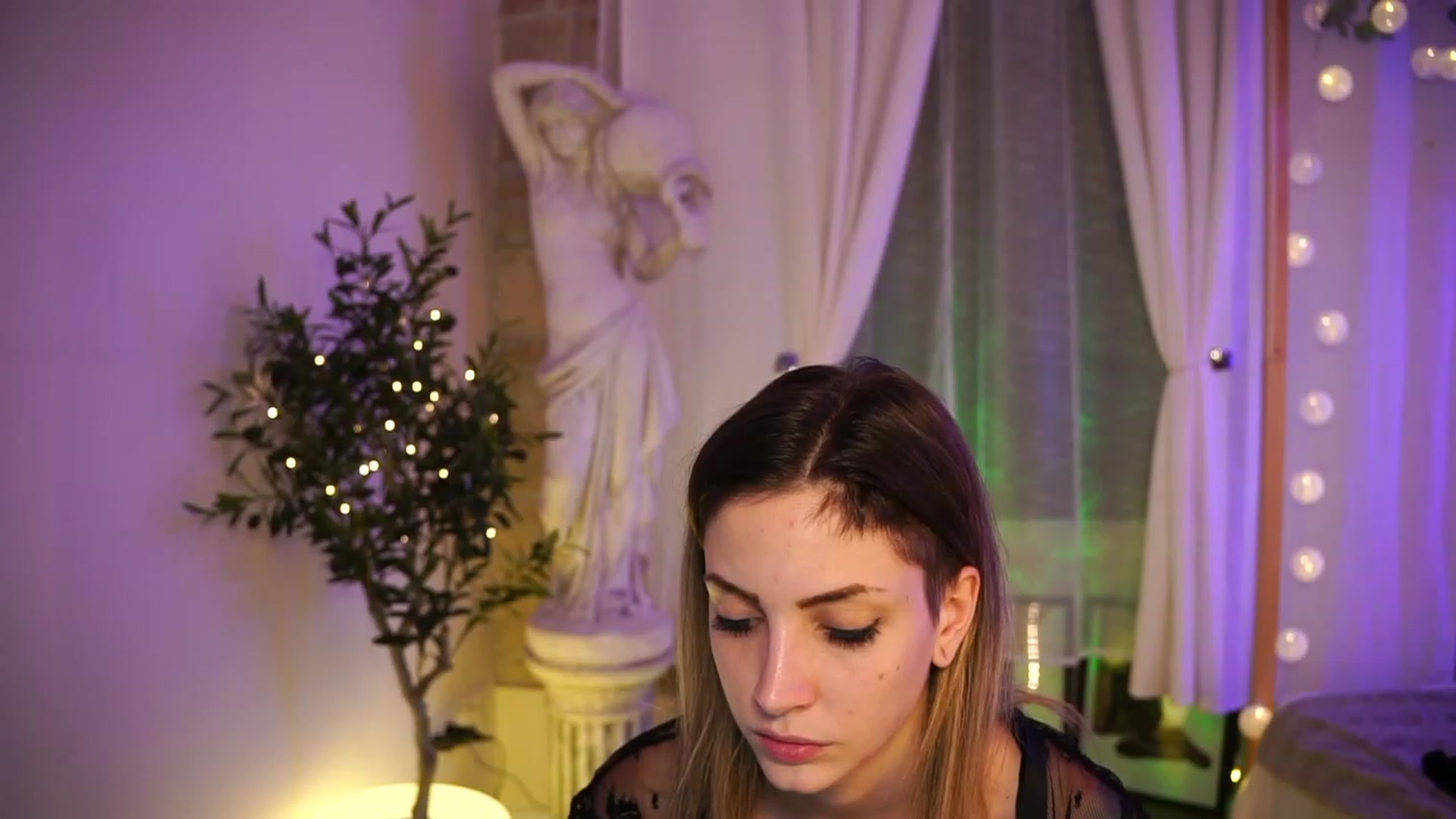 Gallery image thumbnail from Kend_dall's myfreecams stream on, 05/23/2023, 21:03 image 16 of 20
