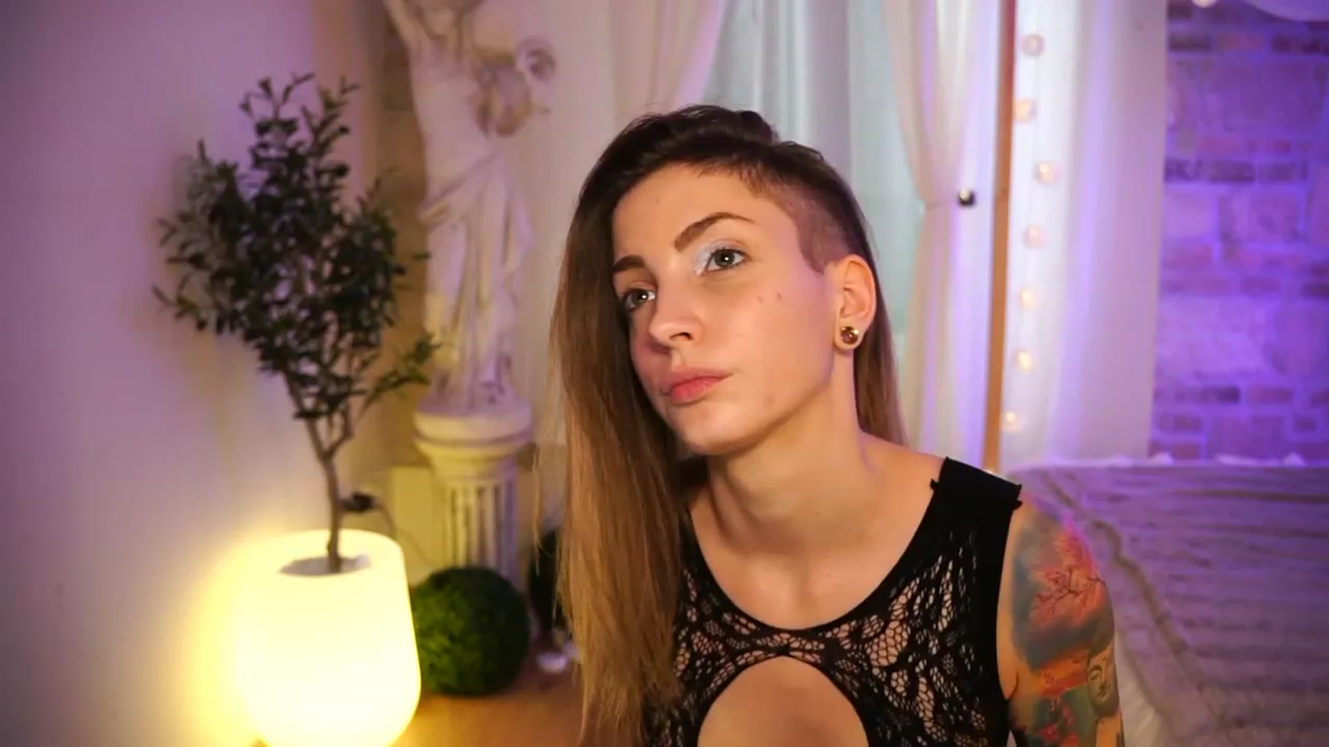 Gallery image thumbnail from Kend_dall's myfreecams stream on, 05/29/2023, 11:16 image 18 of 20