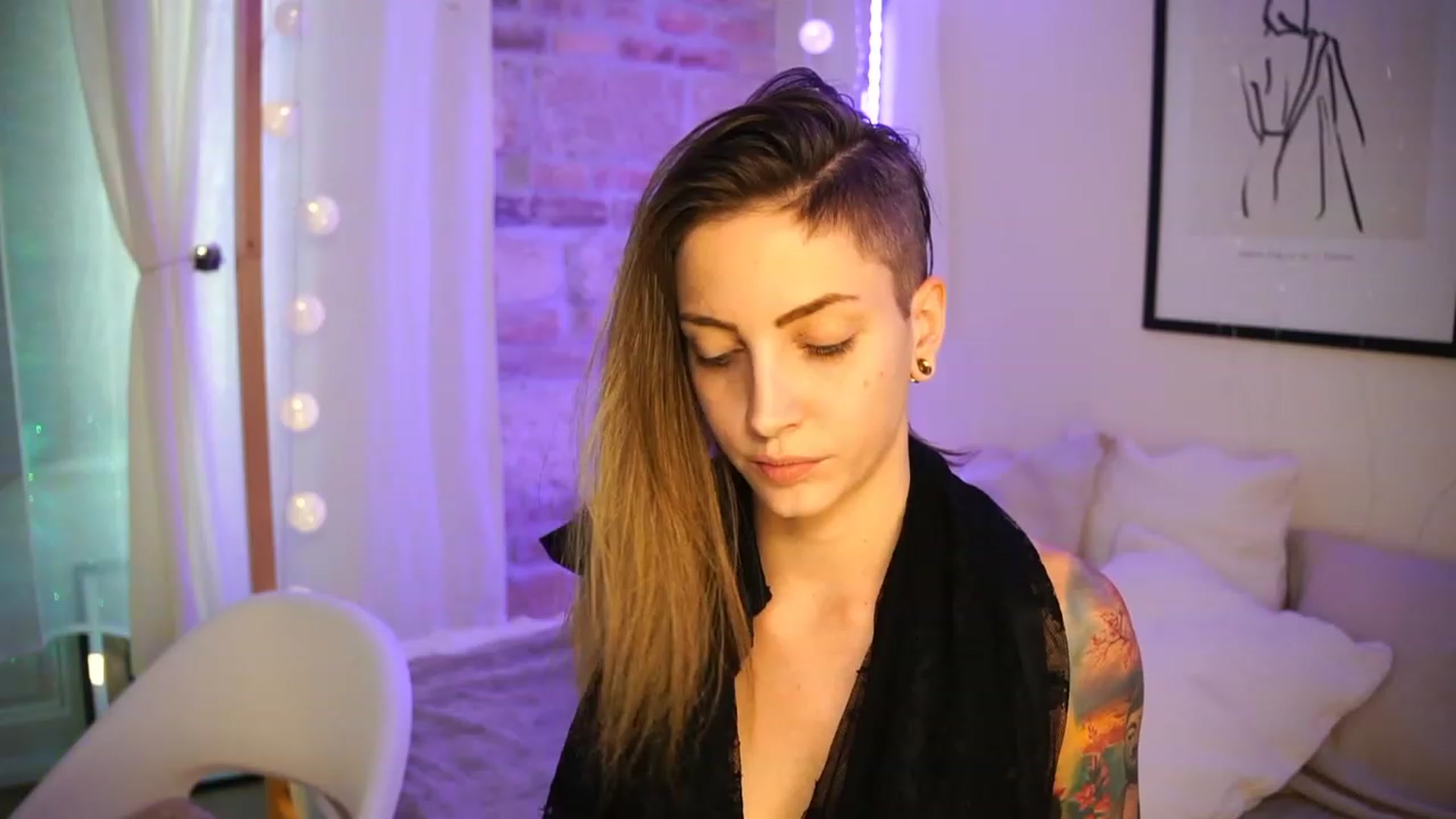 Gallery image thumbnail from Kend_dall's myfreecams stream on, 05/30/2023, 15:08 image 5 of 20