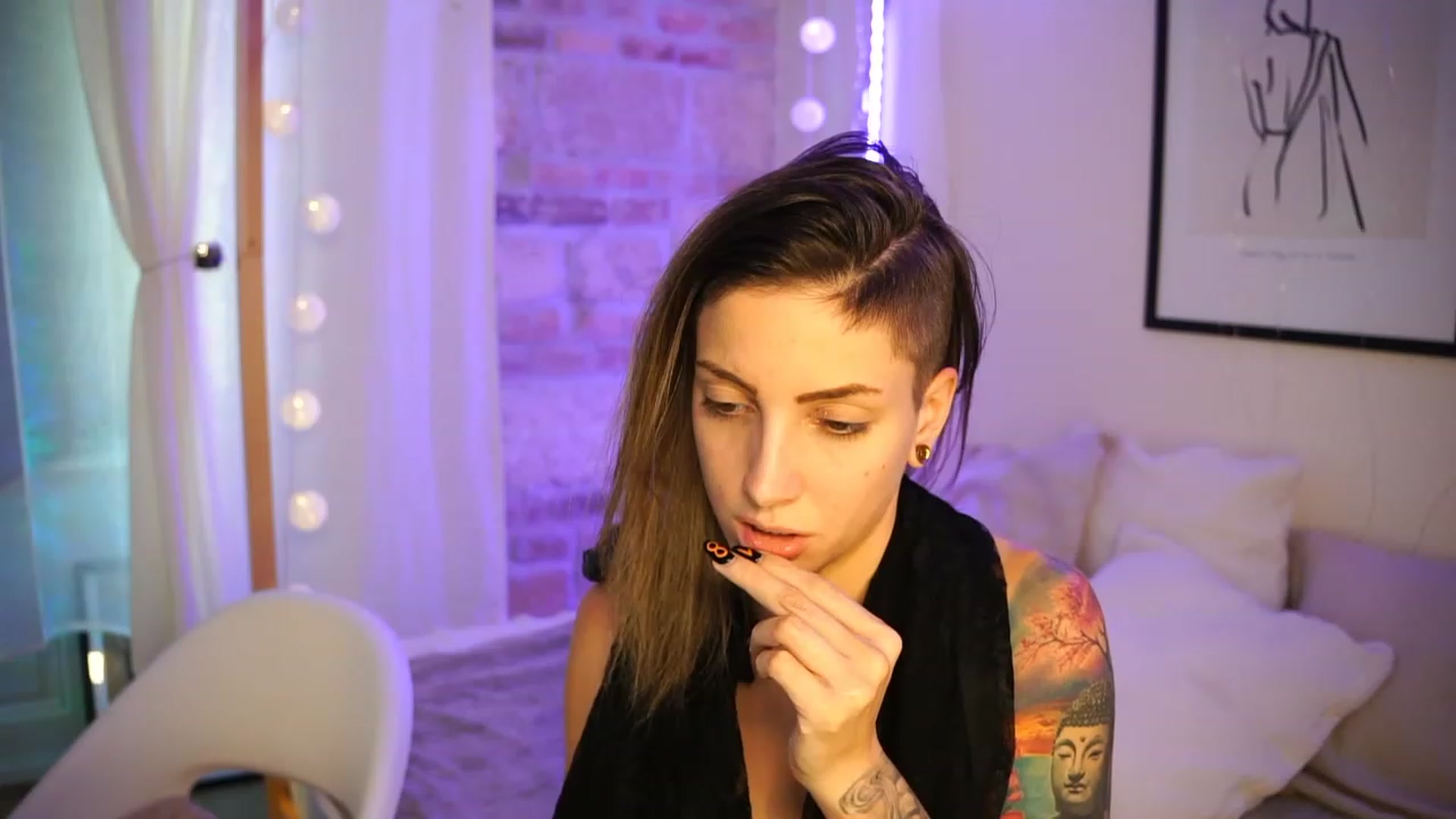 Gallery image thumbnail from Kend_dall's myfreecams stream on, 05/30/2023, 15:08 image 6 of 20
