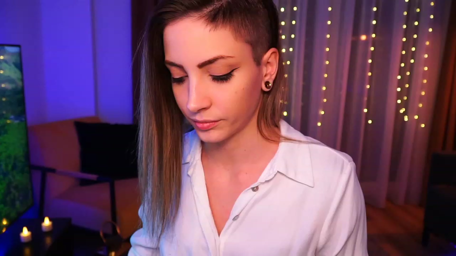 Gallery image thumbnail from Kend_dall's myfreecams stream on, 06/01/2023, 17:44 image 20 of 20