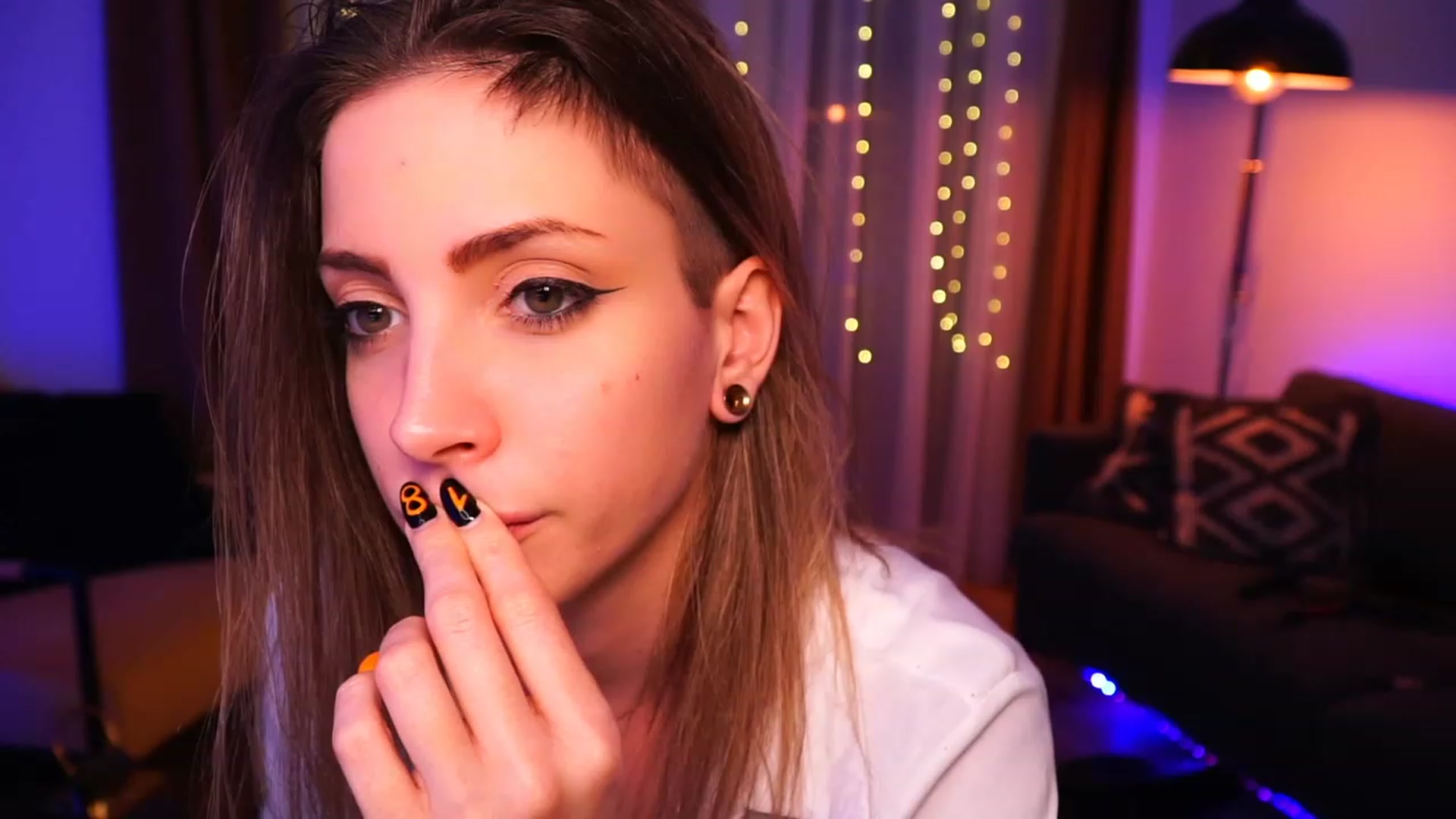 Gallery image thumbnail from Kend_dall's myfreecams stream on, 06/01/2023, 22:05 image 2 of 20