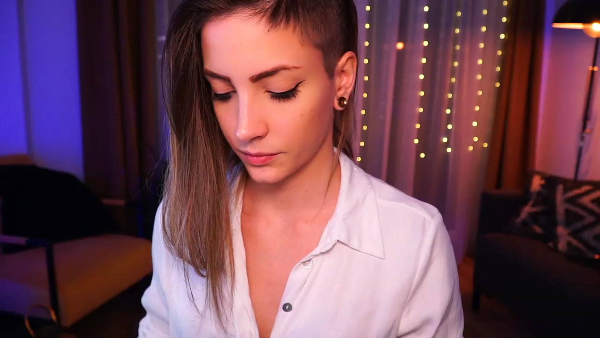 Gallery image thumbnail from Kend_dall's myfreecams stream on, 06/02/2023, 13:26 image 1 of 20