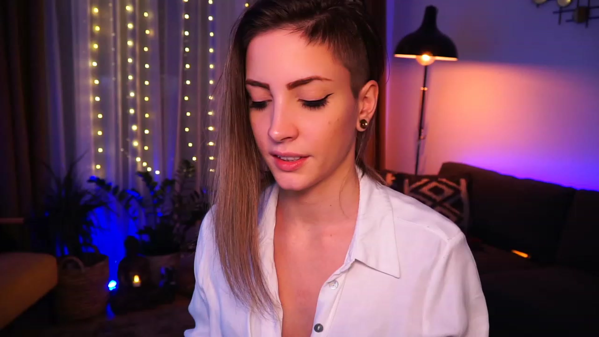 Gallery image thumbnail from Kend_dall's myfreecams stream on, 06/02/2023, 13:26 image 11 of 20