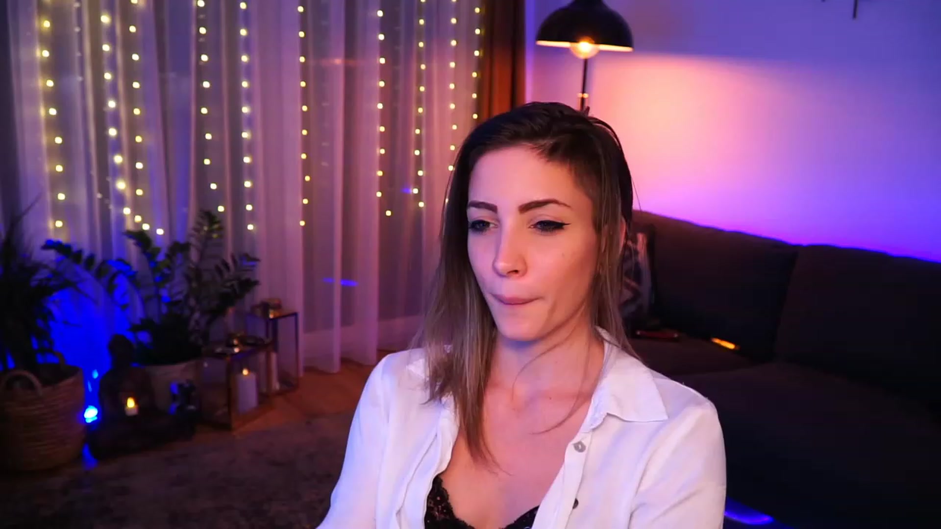 Gallery image thumbnail from Kend_dall's myfreecams stream on, 06/02/2023, 13:26 image 17 of 20
