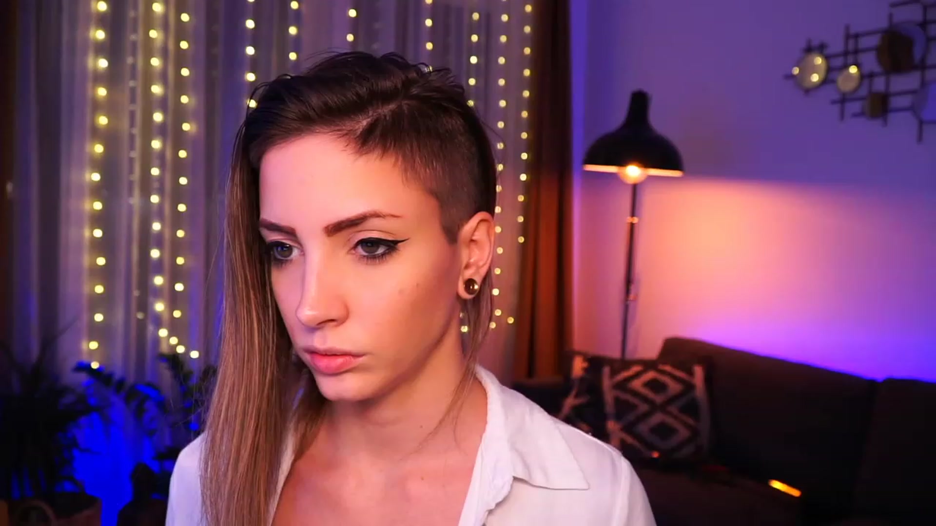 Gallery image thumbnail from Kend_dall's myfreecams stream on, 06/02/2023, 13:26 image 3 of 20