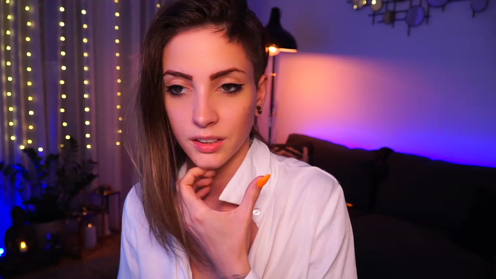 Gallery image thumbnail from Kend_dall's myfreecams stream on, 06/02/2023, 15:54 image 17 of 20