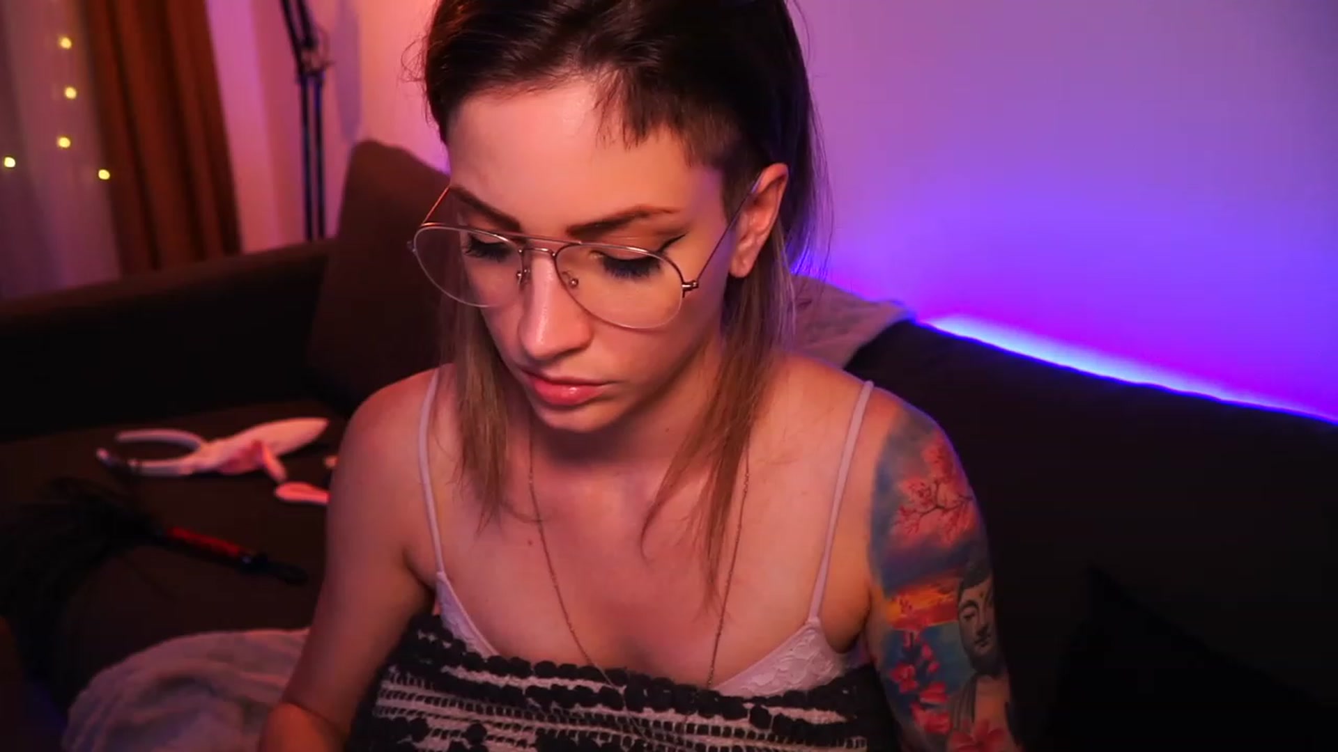 Gallery image thumbnail from Kend_dall's myfreecams stream on, 06/08/2023, 17:43 image 20 of 20